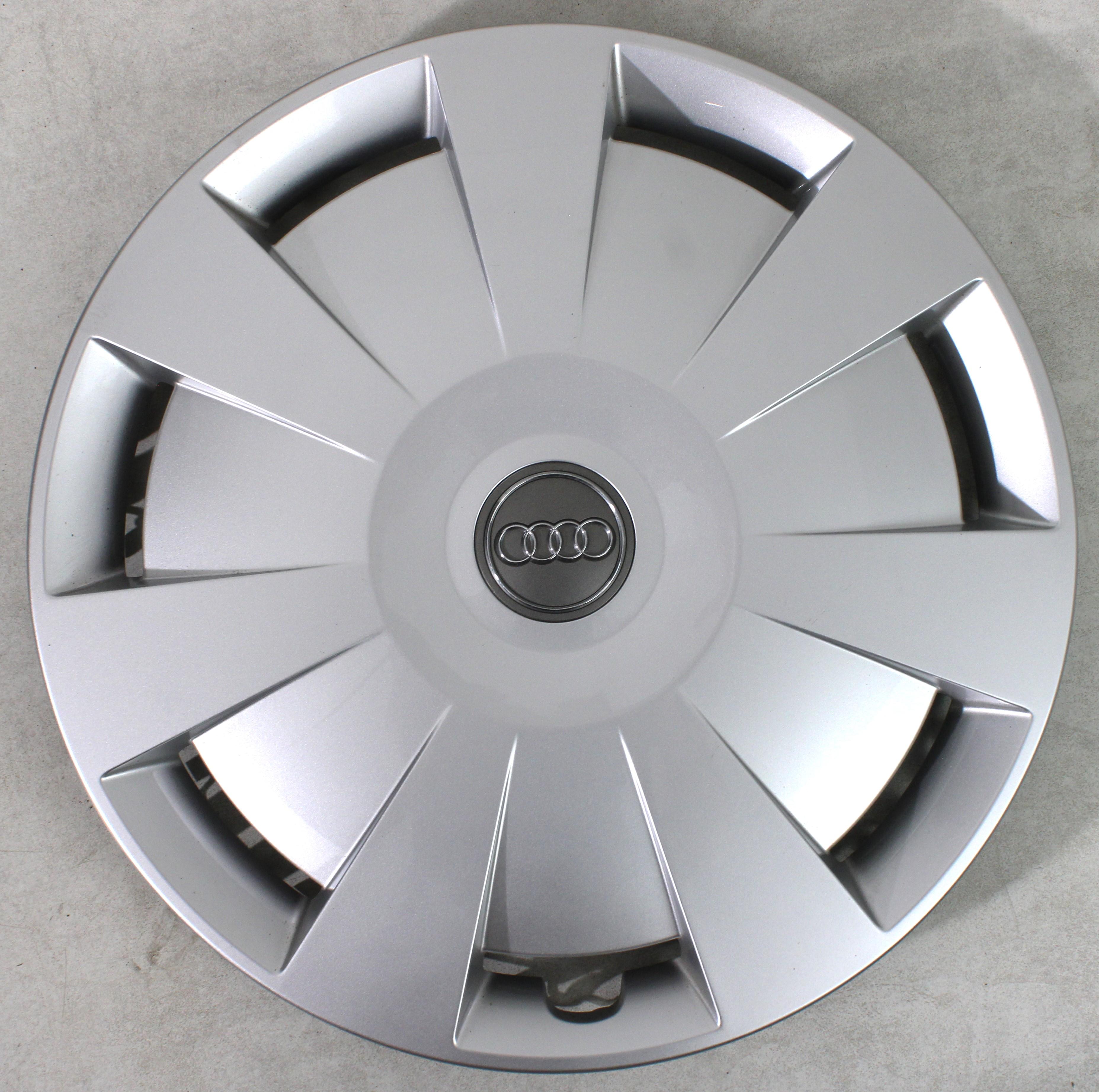 1 ORIGINAL 16" RADKAPPEN AUDI A3 A4 Q2 8V0601147D 16 ZOLL RADBLENDEN FREIHAUS