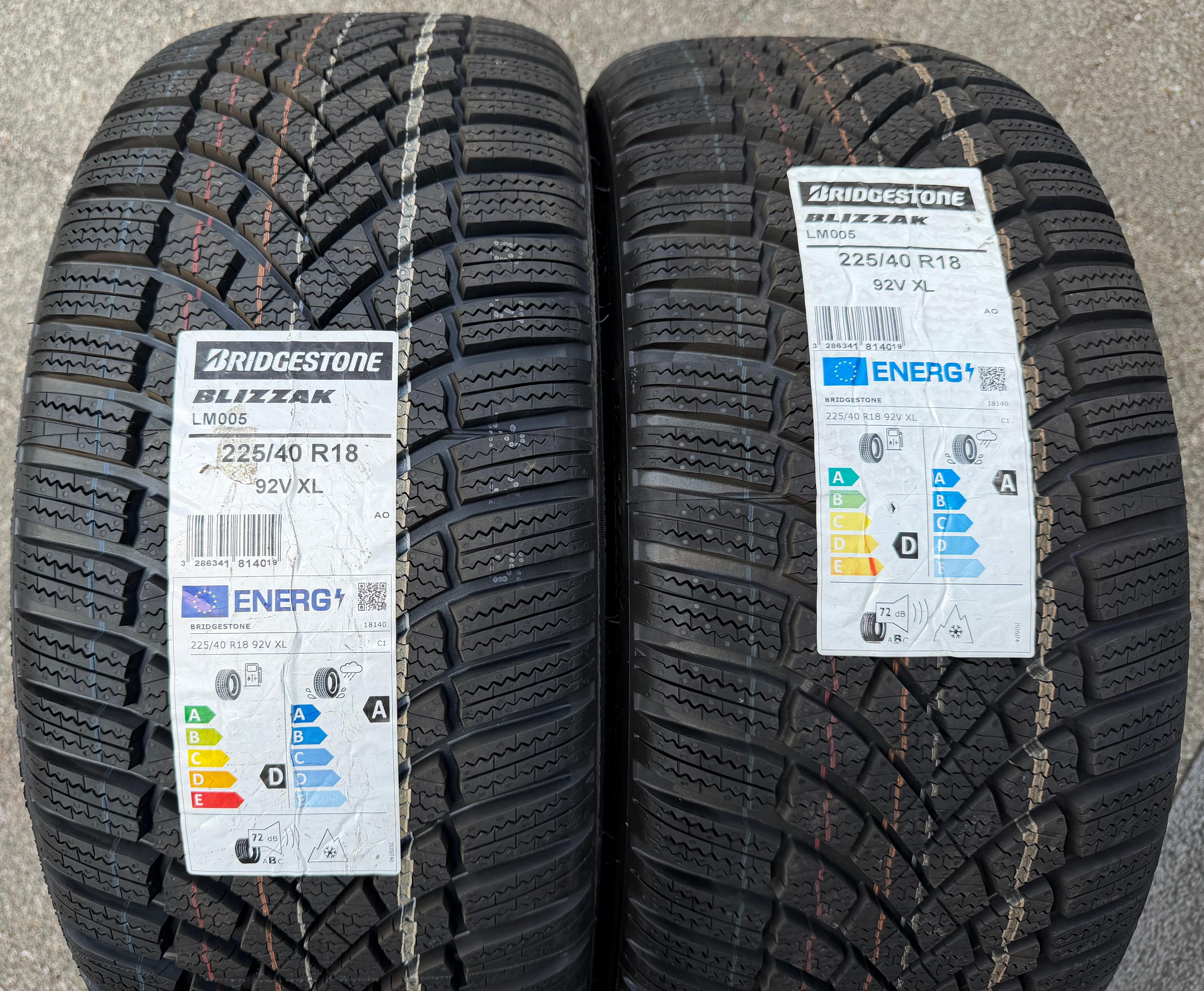 2 pneus hiver Bridgestone Blizzak LM005 AO 225/40R18 92V, neufs, 2023