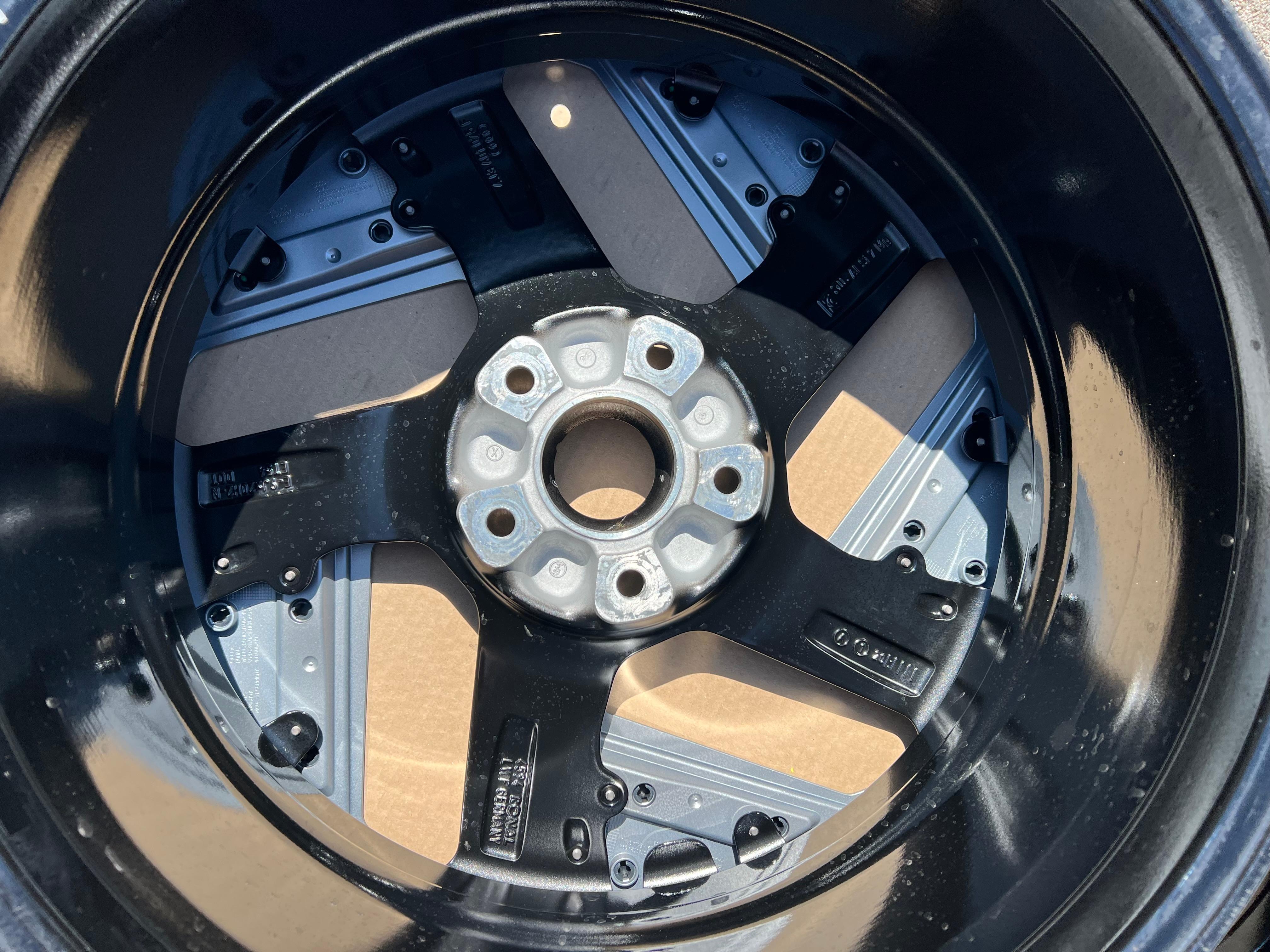 1 X LLANTA DE ALEACIÓN ORIGINAL DE 20" PARA AUDI E-TRON 4J3601025F 9x20 ET54 ENVÍO GRATUITO