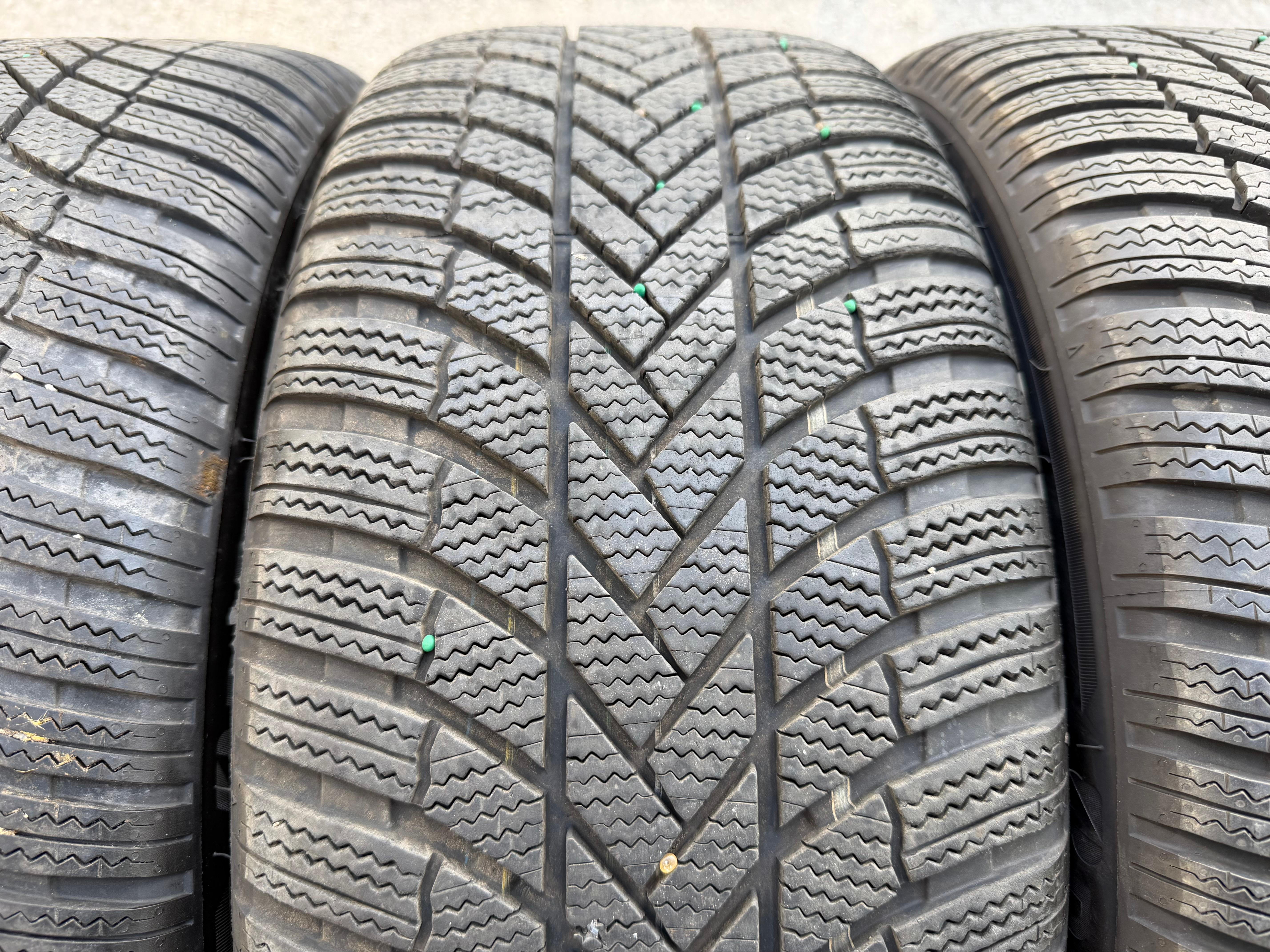 4 RUEDAS DE INVIERNO ORIGINALES DE ALEACIÓN DE 19" PARA AUDI A5 S5 FU2 B10 8B3601025AS 245/40R19 98H 2024