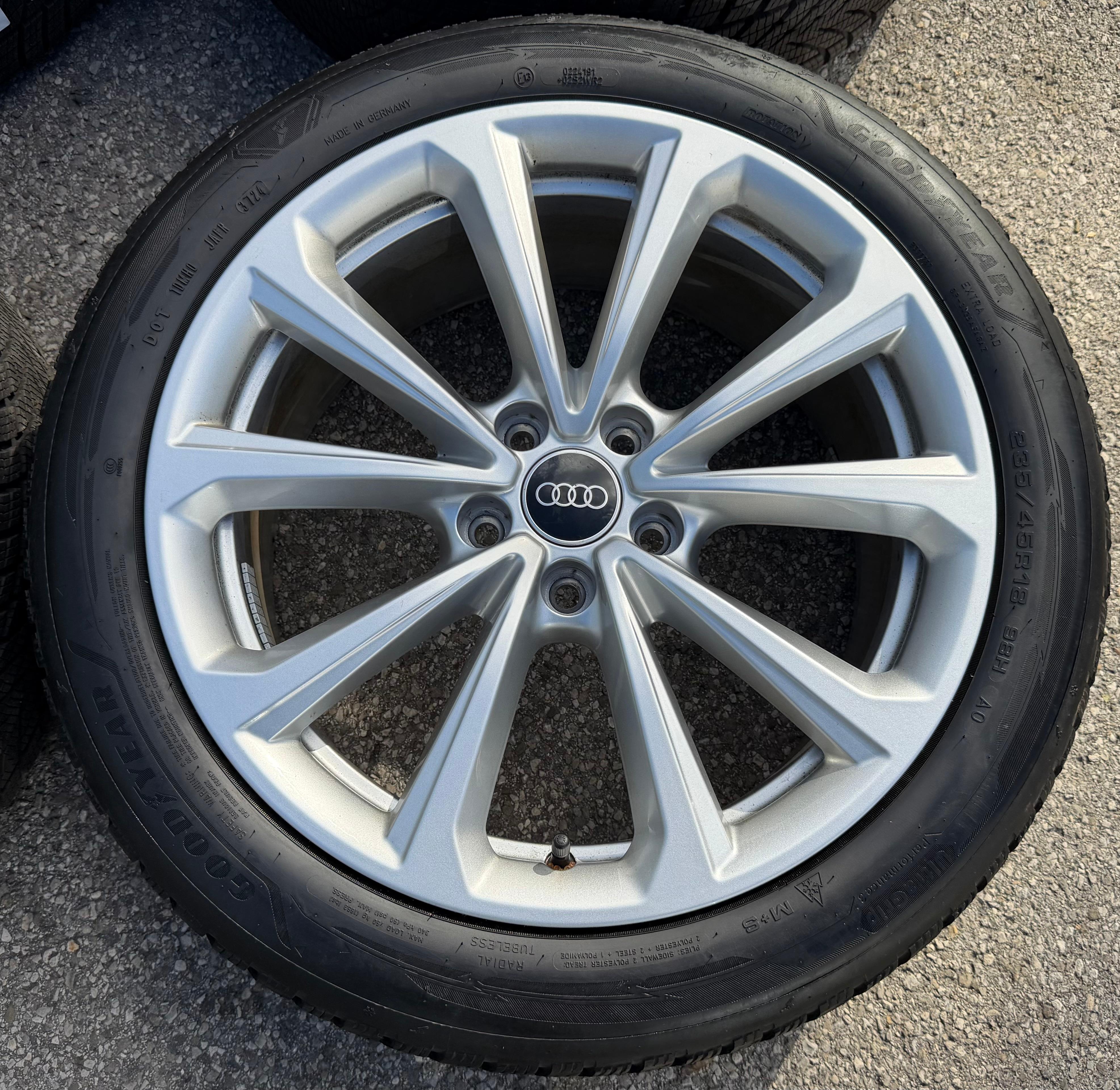 4 RUEDAS DE ALUMINIO ORIGINALES DE INVIERNO AUDI A5 S5 FU2 B10 8B3601025D 235/45R18 98H 2024