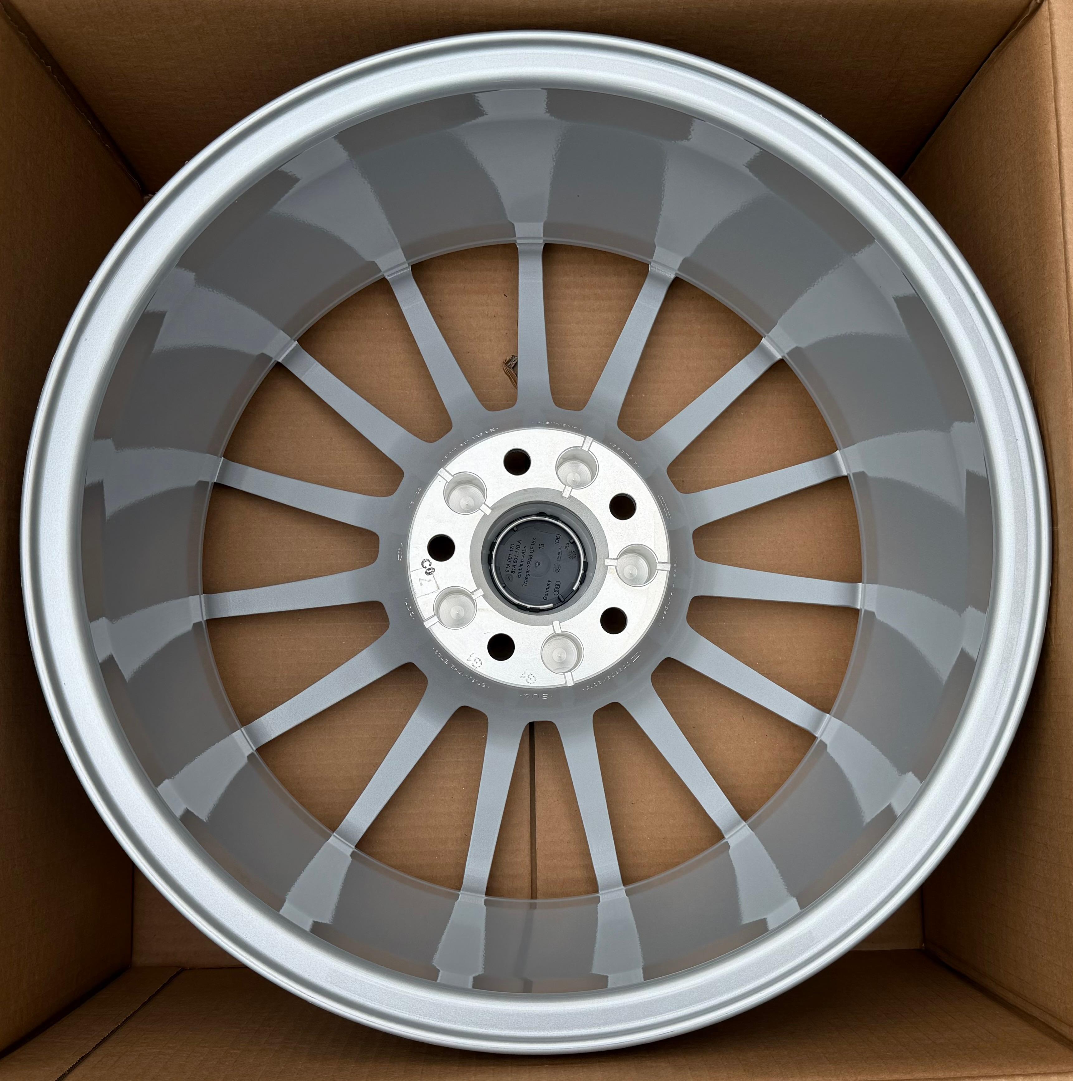 4 llantas de aleación originales de 17" para Audi A5 F5 8W 8W0601025AE 7,5x17 ET29, nuevas