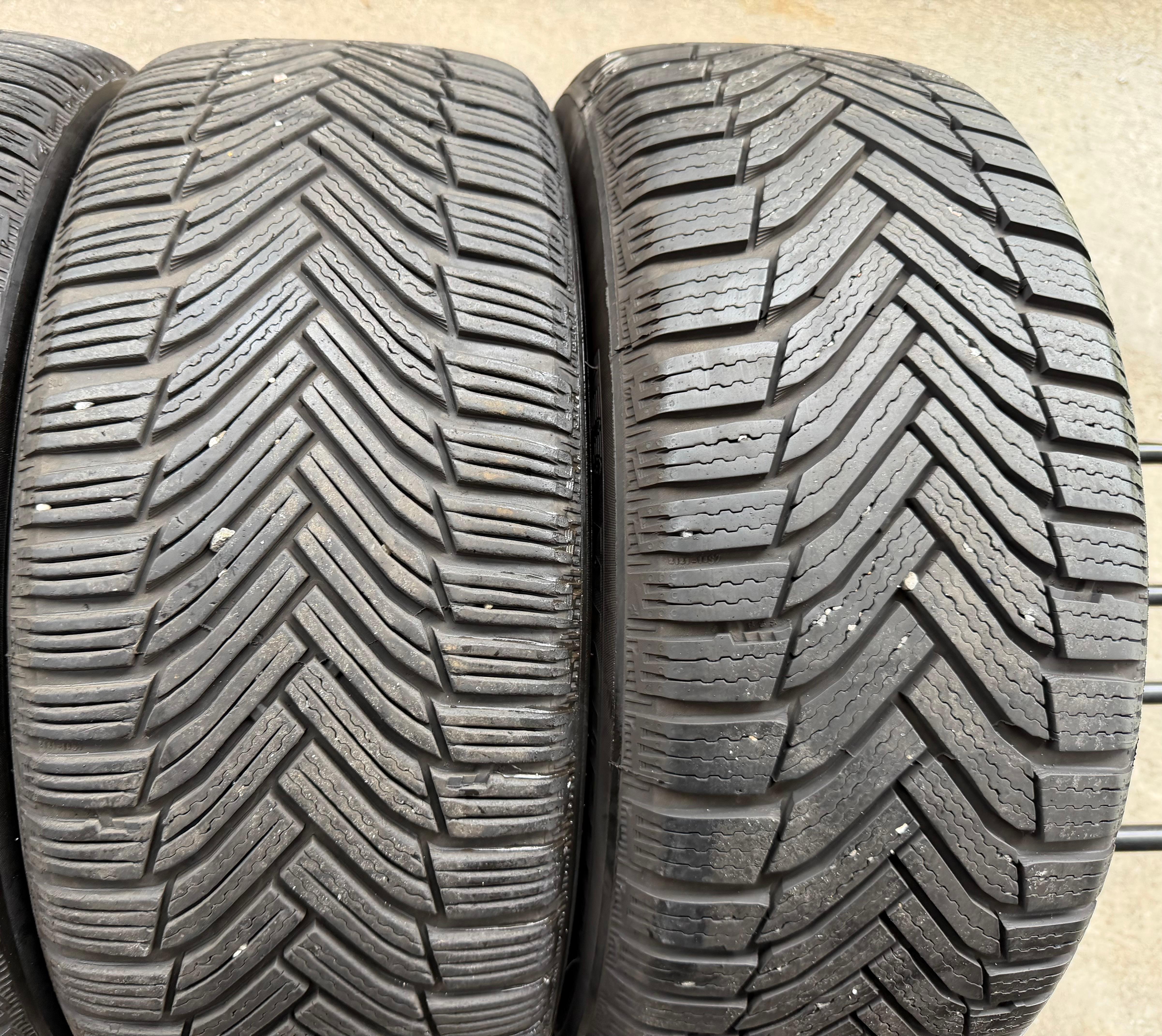 4 Alu 17" Winterräder Audi A4 8K B8 225/50R17 98V Michelin Alpin