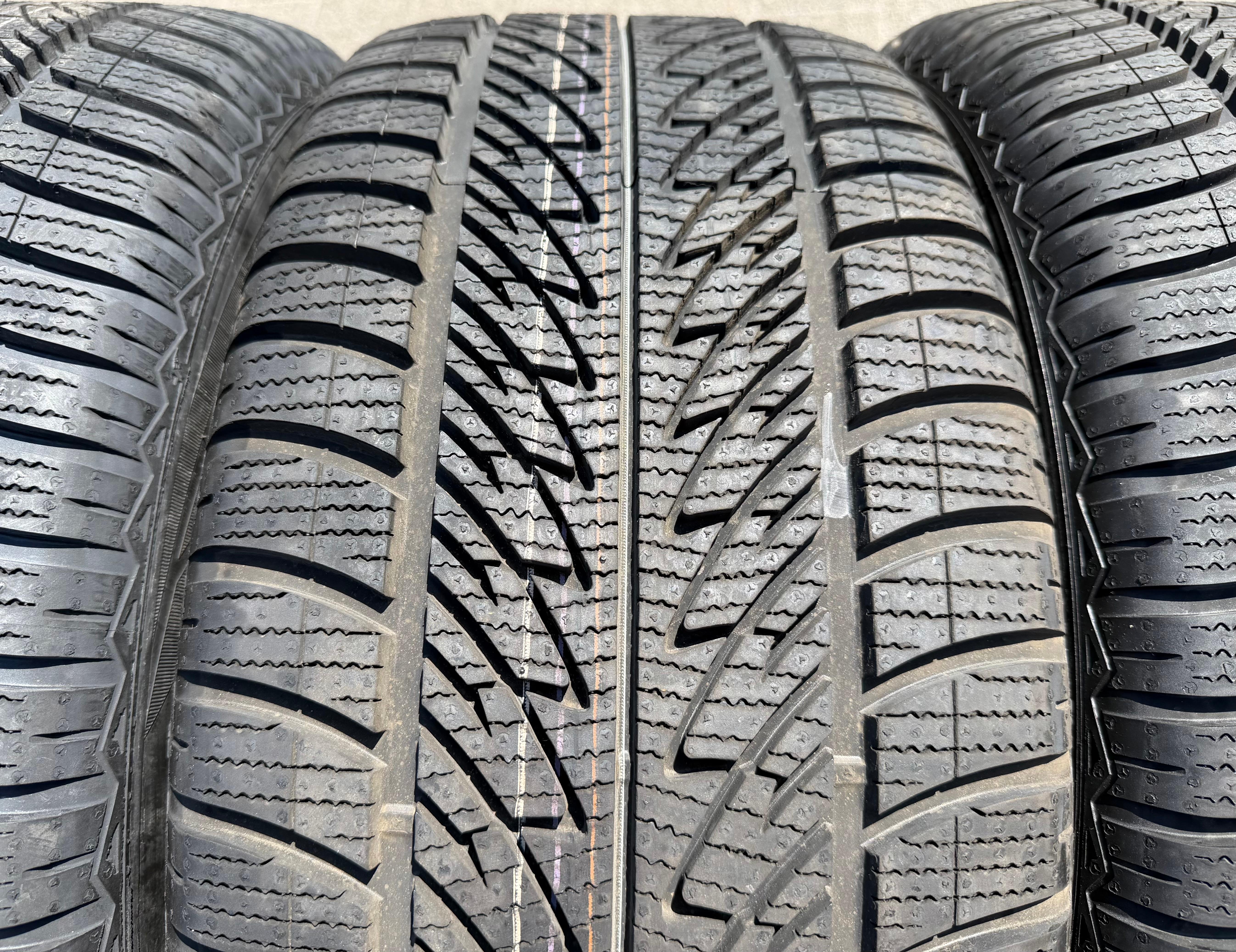 4 Original 20" Alu Winterräder Audi Q7 4M 4M0601025CR 285/45R20 112V Goodyear