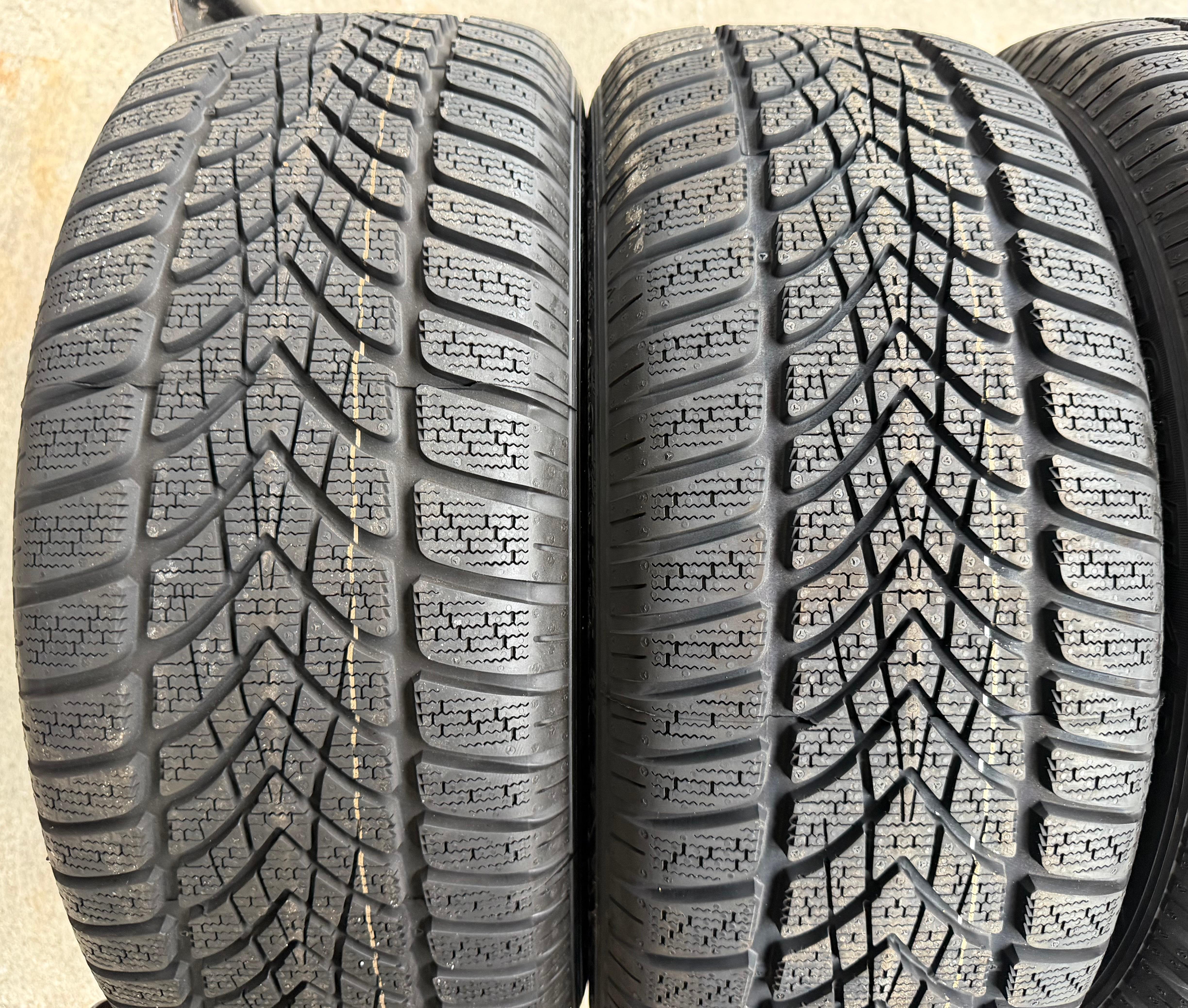 4 RUOTE IN LEGA ORIGINALI DA 17" PER L’INVERNO AUDI A5 F5 8W 225/50R17 98H 8W0601025AE DUNLOP