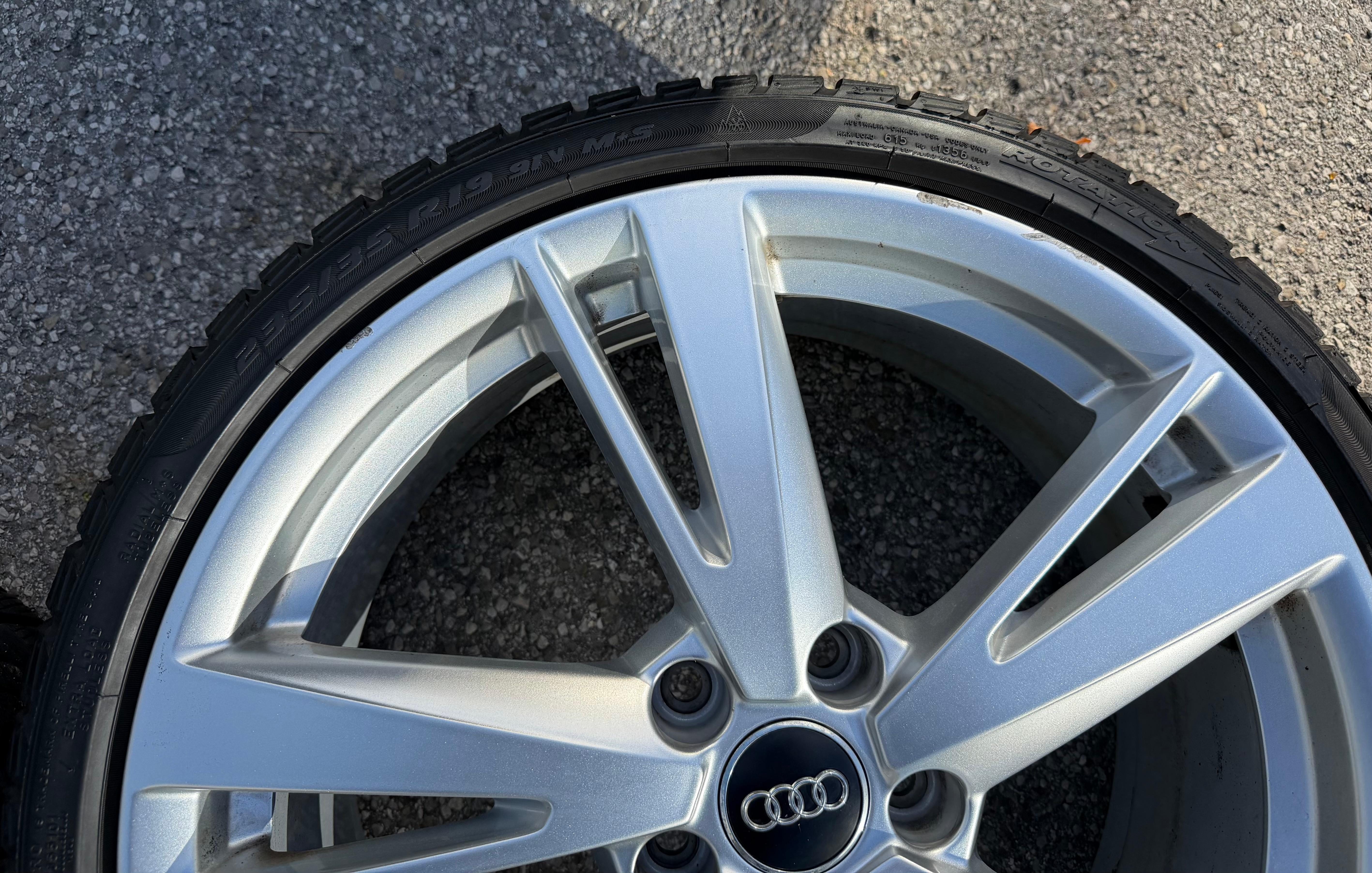 4 RUEDAS DE INVIERNO DE ALUMINIO ORIGINALES DE 19" PARA AUDI A3 S3 8V 8V0601025EJ 235/35R19 91V