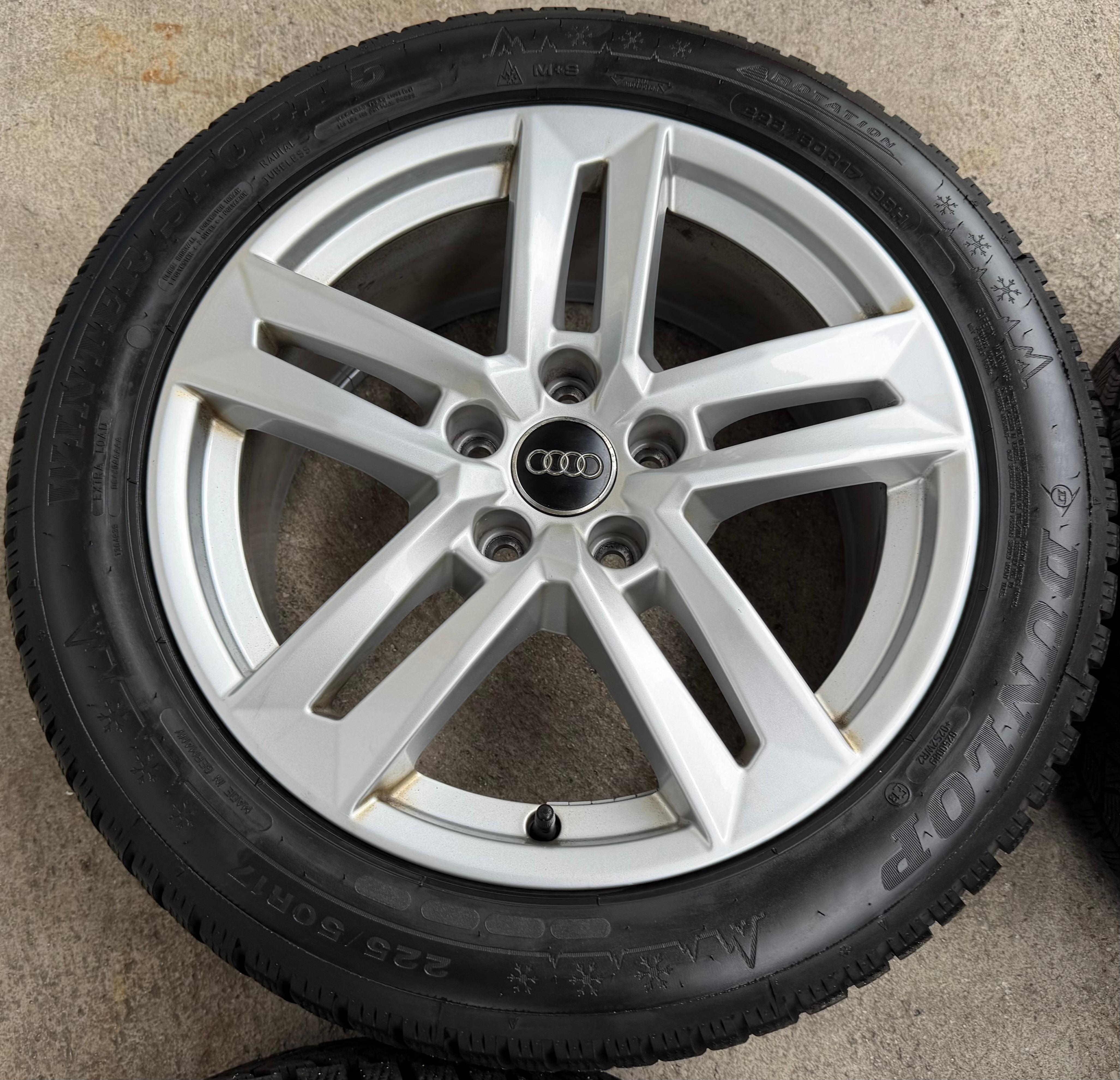 4 Original 17" Alu Winterräder Audi A4 B9 8W 8W0601025P 225/50R17 98H Dunlop