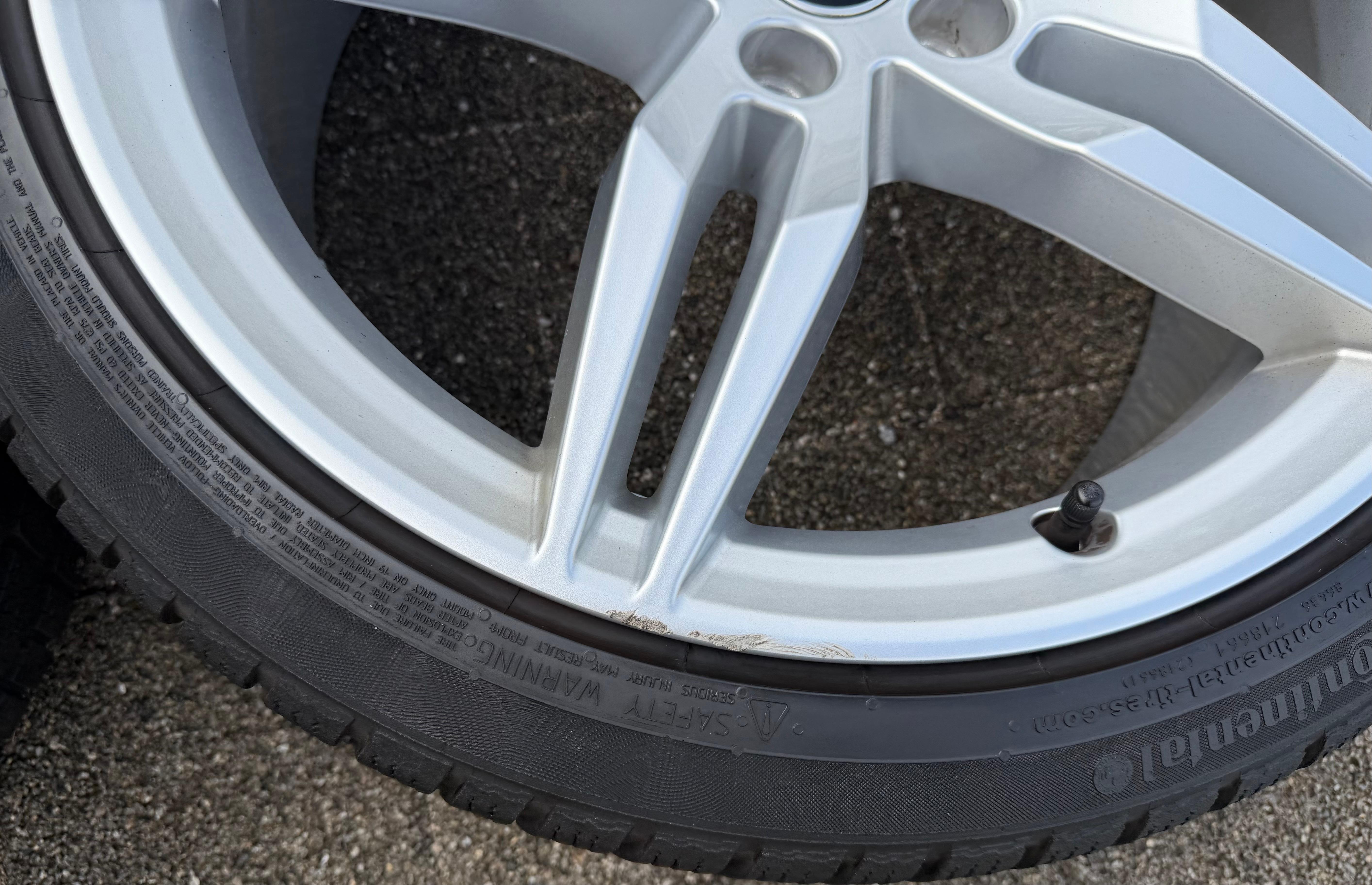 4 Original 19" Alu Winterräder Audi A5 S5 8W F5 8W0601025AM 255/35R19 96V Continental