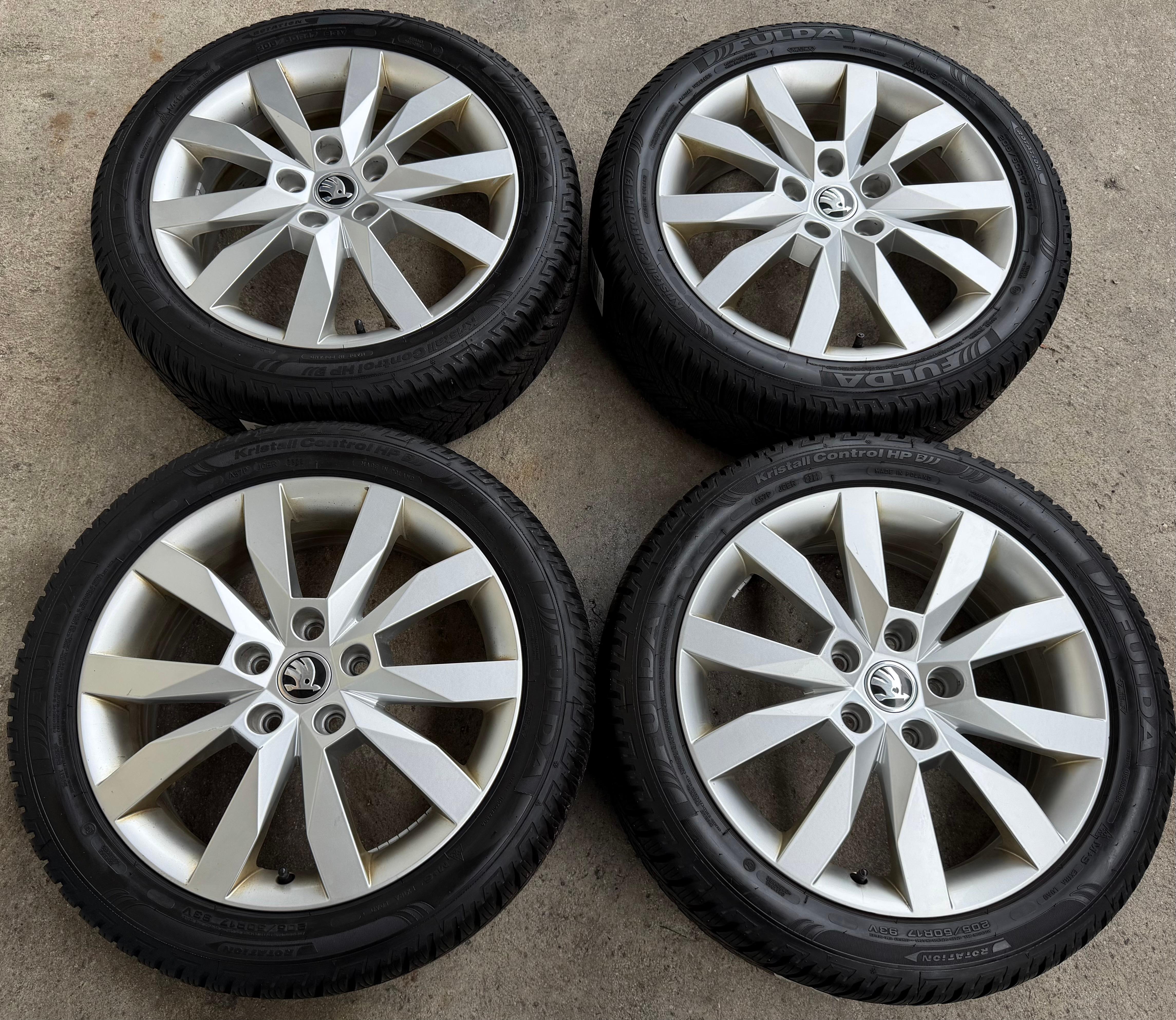 4 Original 17" Alu Winterräder Skoda Octavia 3 5E 5E0601025 205/50R17 93V FULDA