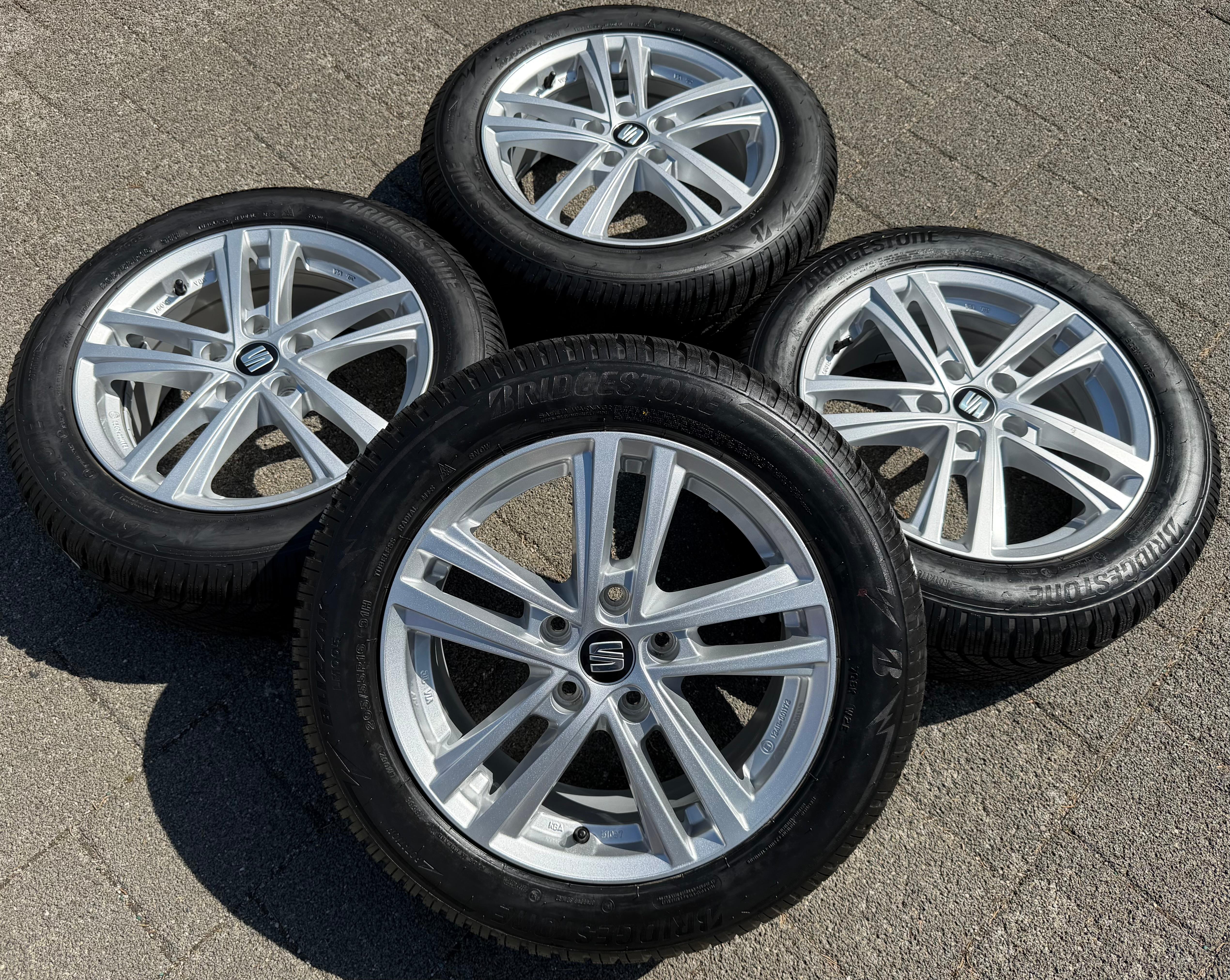 4 ORIGINAL ALU WINTERRÄDER SEAT LEON 1P 5F KL 205/55R16 91H BRIDGESTONE NEU