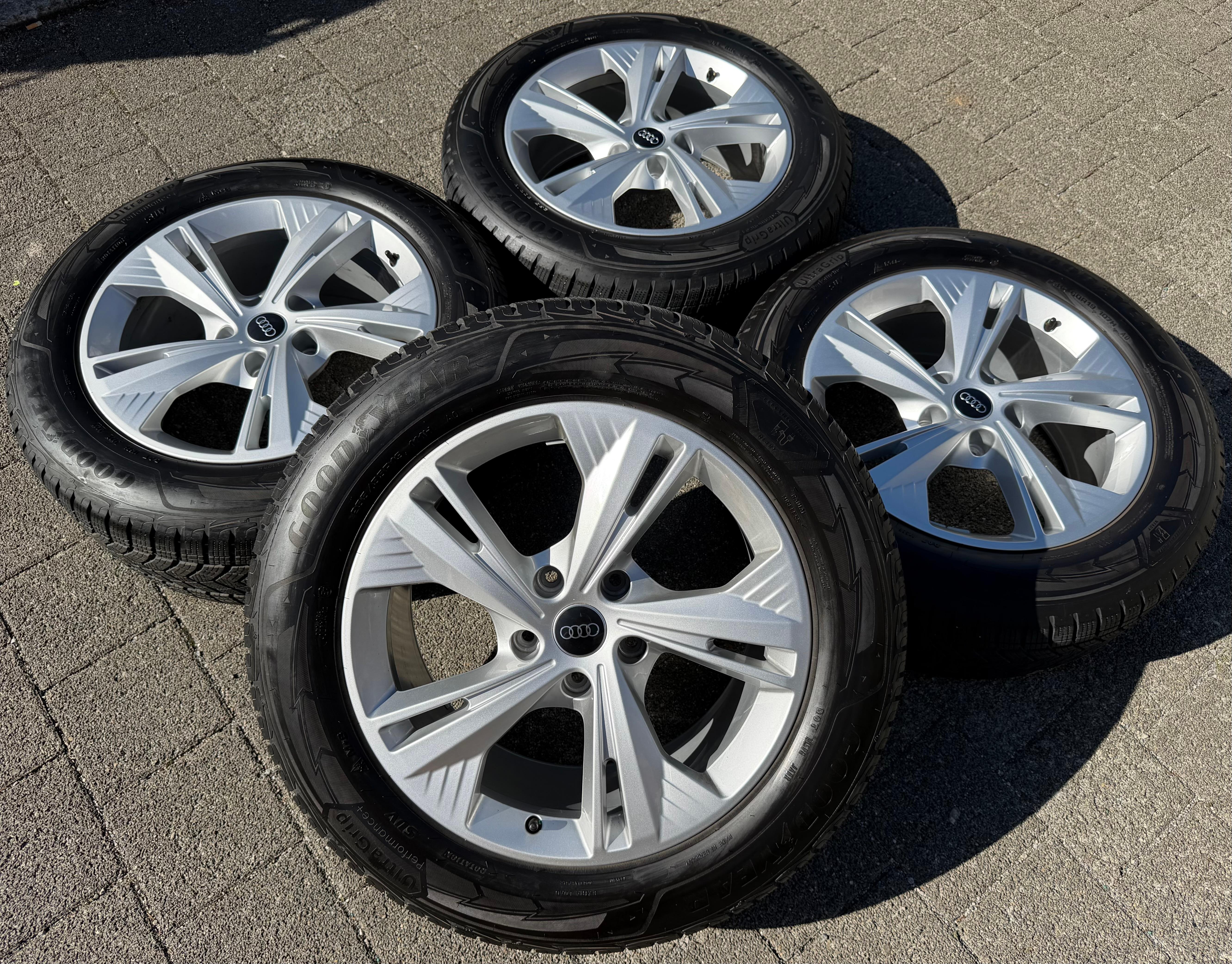 4 Original 19" Alu Winterräder AUDI Q6 SQ6 GF 85H601025F 85H601025G Goodyear