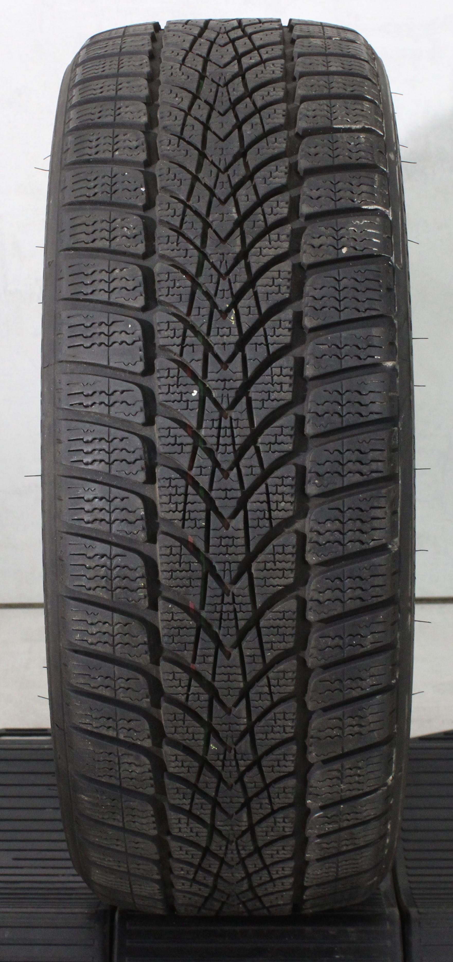 1 x 205/45R17 88V Winterreifen Dunlop SP Winter Sport 4D DSST Runflat 6,5mm 2023 *