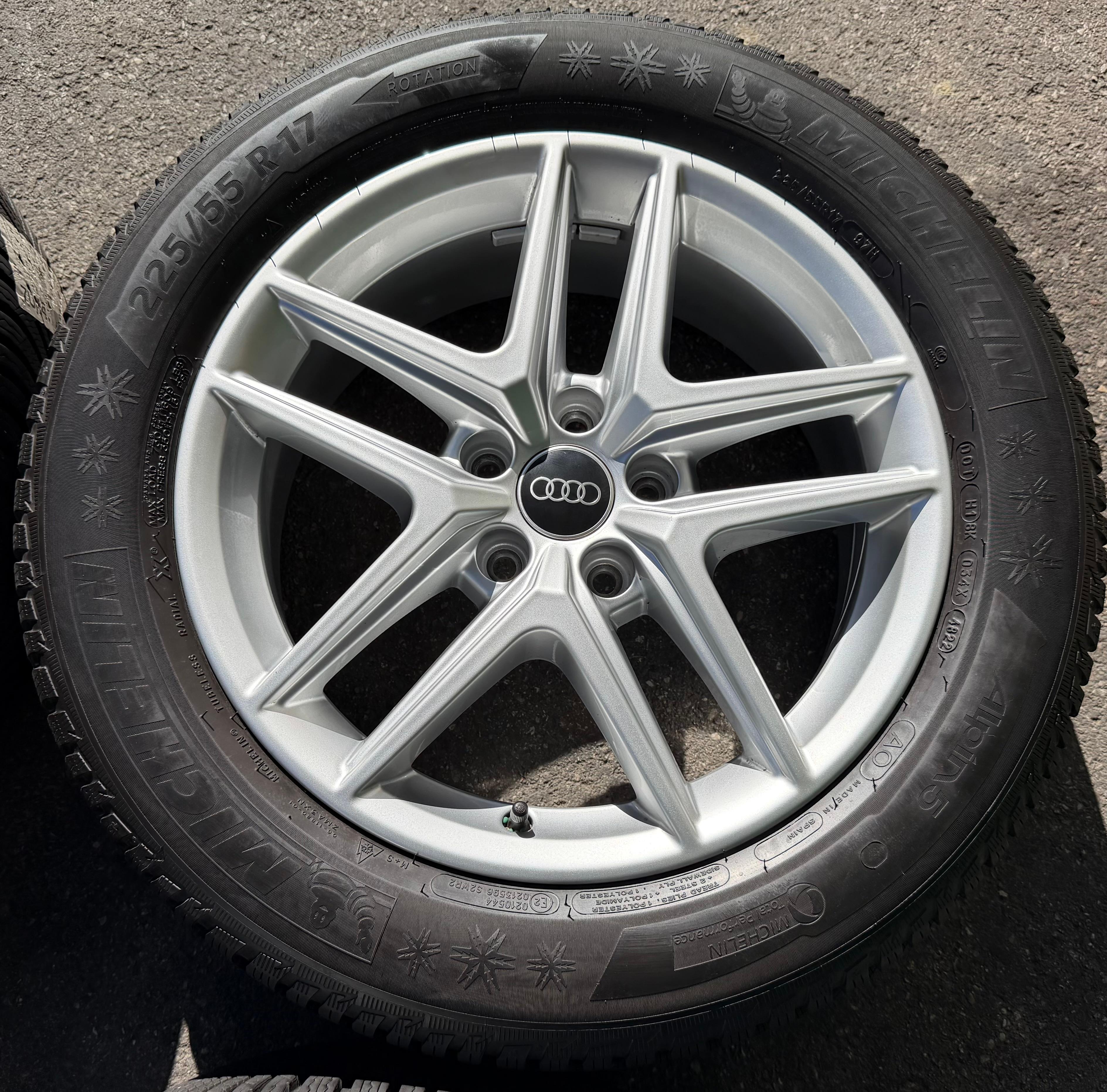 4 ruedas de invierno de aleación originales de 17" para AUDI A4 ALLROAD 8W B9 225/55R17 97H 8W9601025D