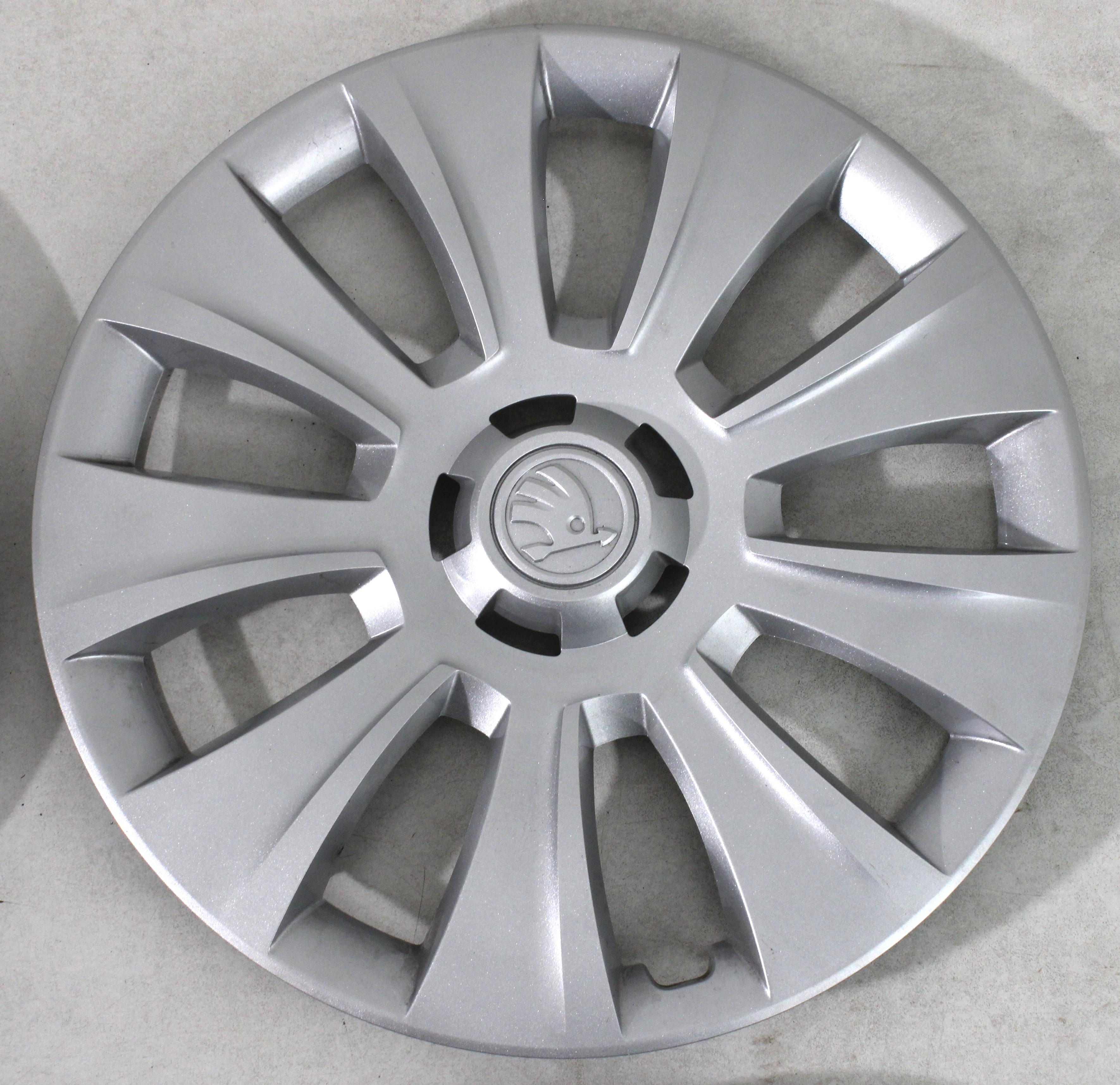 4 X ORIGINAL 16" RADKAPPEN SKODA KODIAQ OCTAVIA KODIAQ YETI SUPERB 57A601147