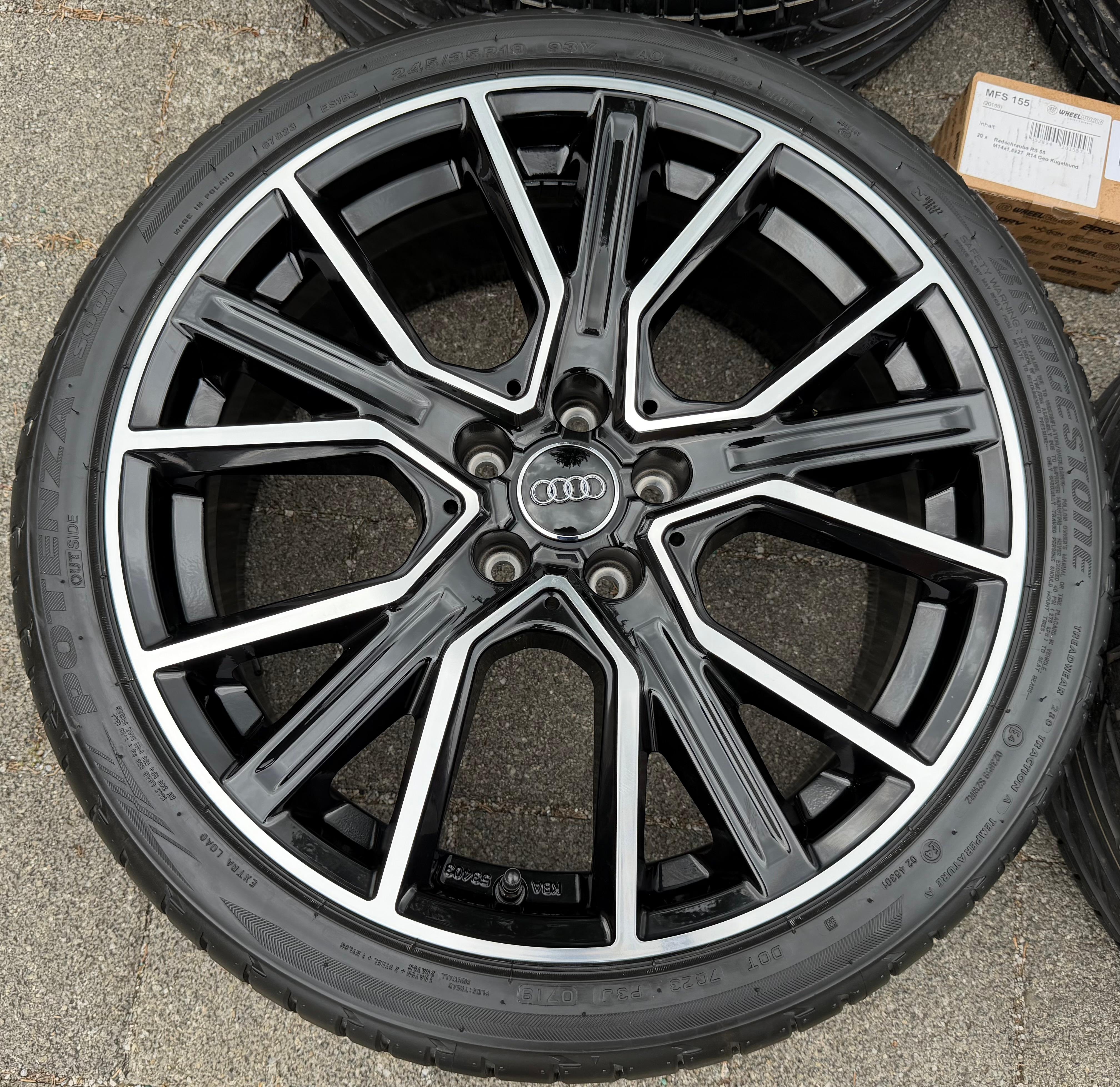 4 cerchi in lega da 19" per Audi A4, S4, 8K, B8, 8W, B9, 245/35R19 93Y Bridgestone