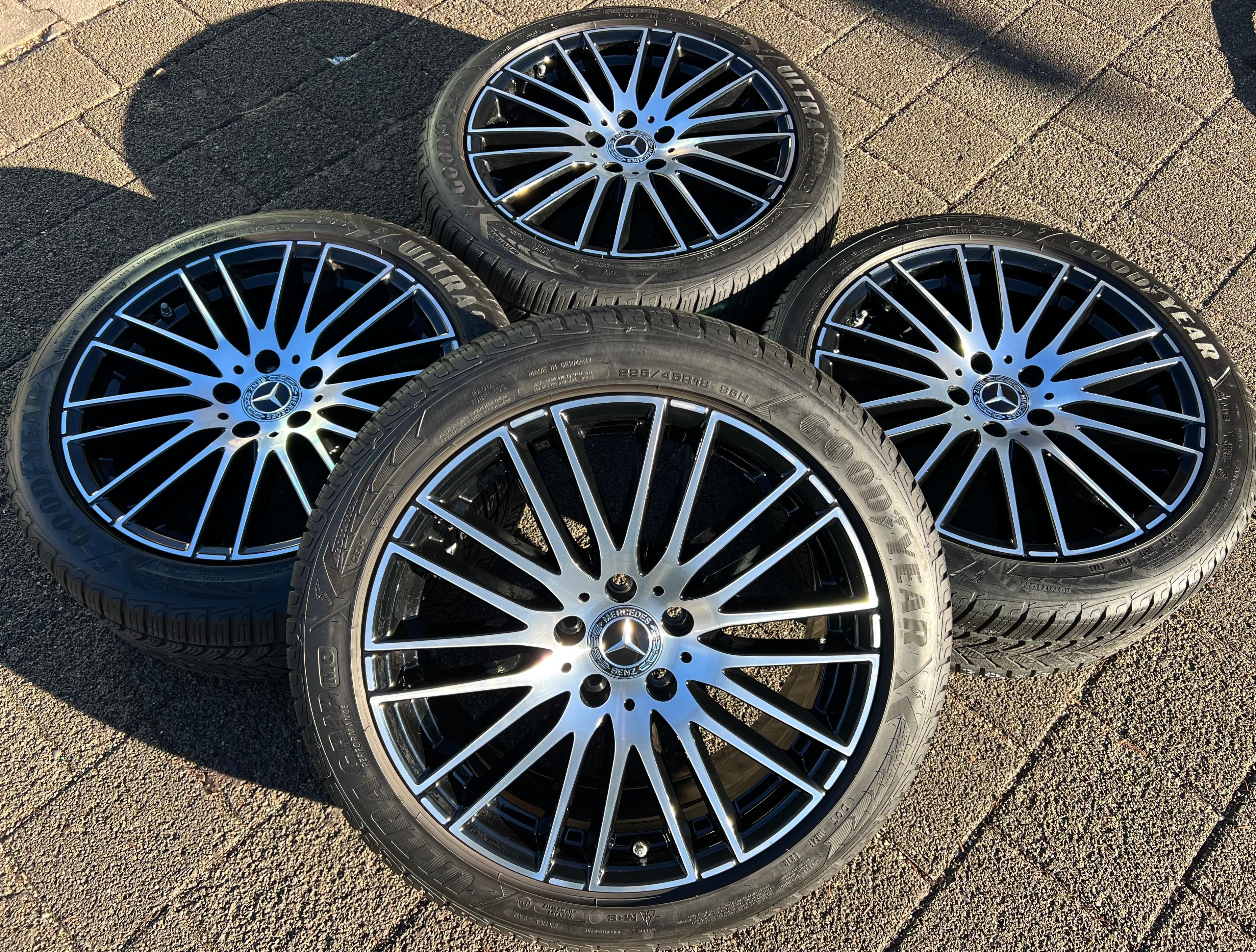 4 jantes d'hiver d'origine en aluminium 18 pouces pour Mercedes Classe C W206 A2064014900 225/45R18 95H
