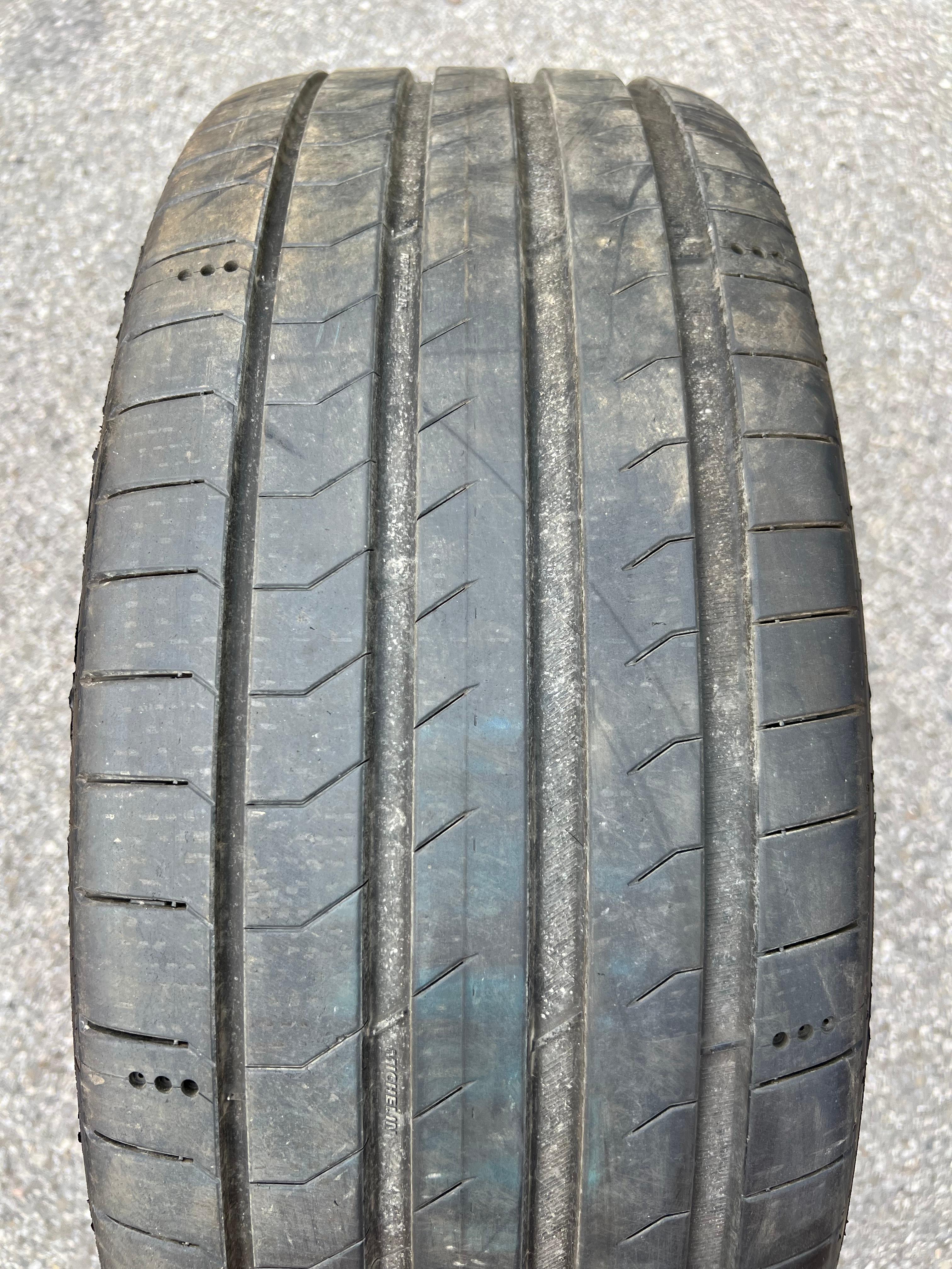 1 x 235/45R20 100Y Sommerreifen Michelin Pilot Sport EV 5,5-6mm 2024