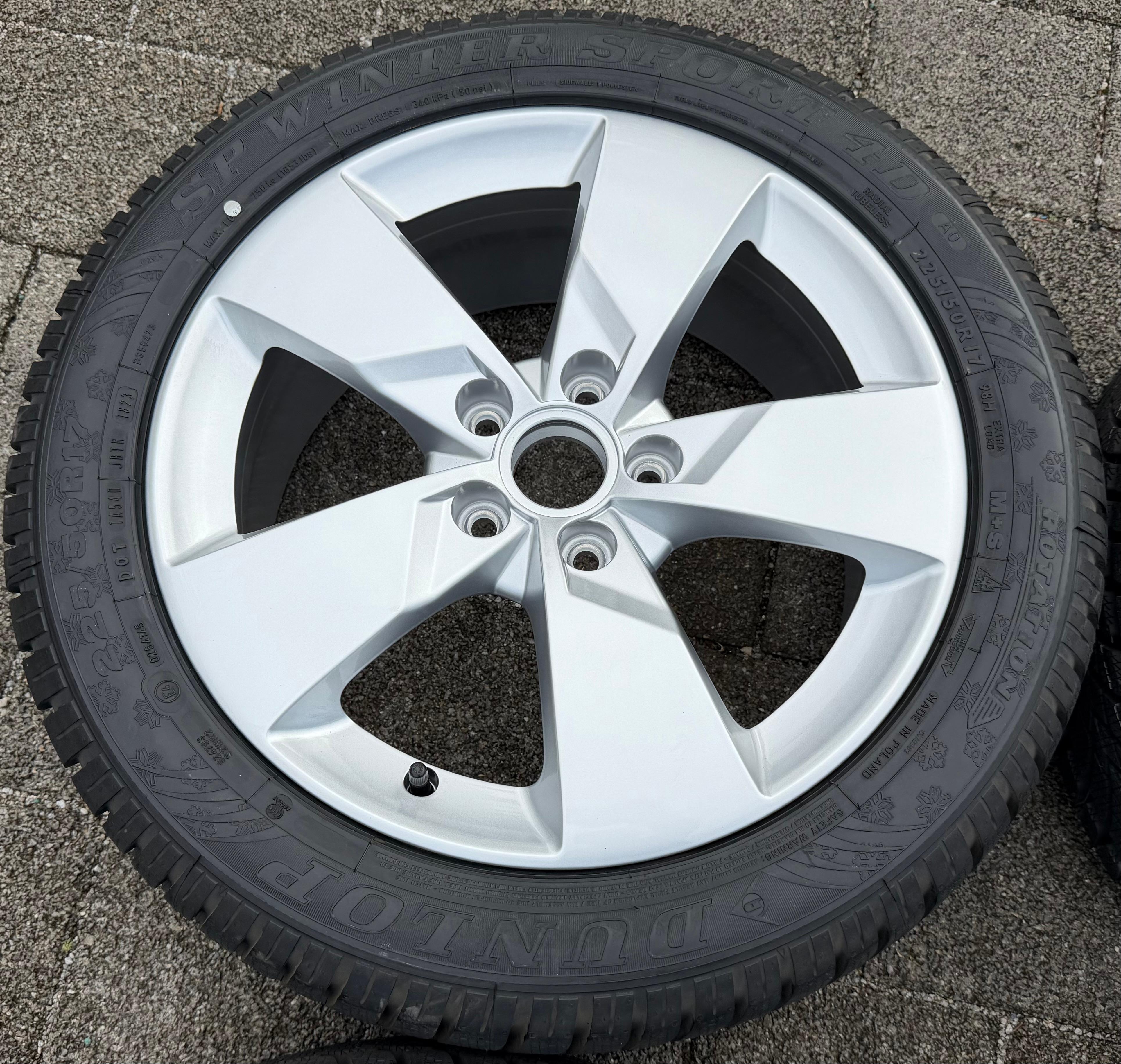 4 Orignal 17" Alu Winterräder Audi TT 8S 225/50R17 94H Dunlop 8S0601025J NEU