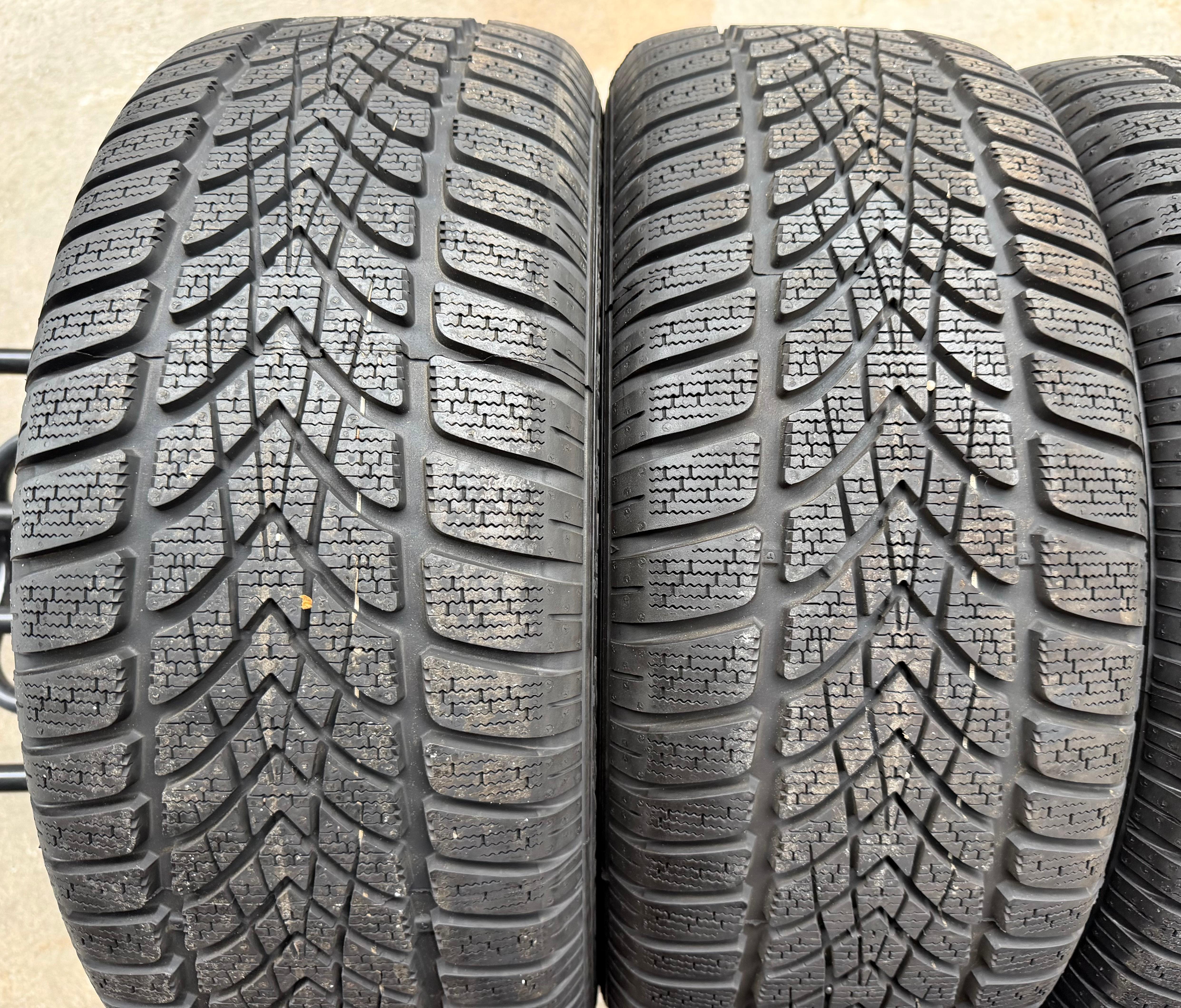 4 ruote in lega invernali originali da 17" per Audi TT 8S 225/50R17 94H Dunlop 8S0601025J