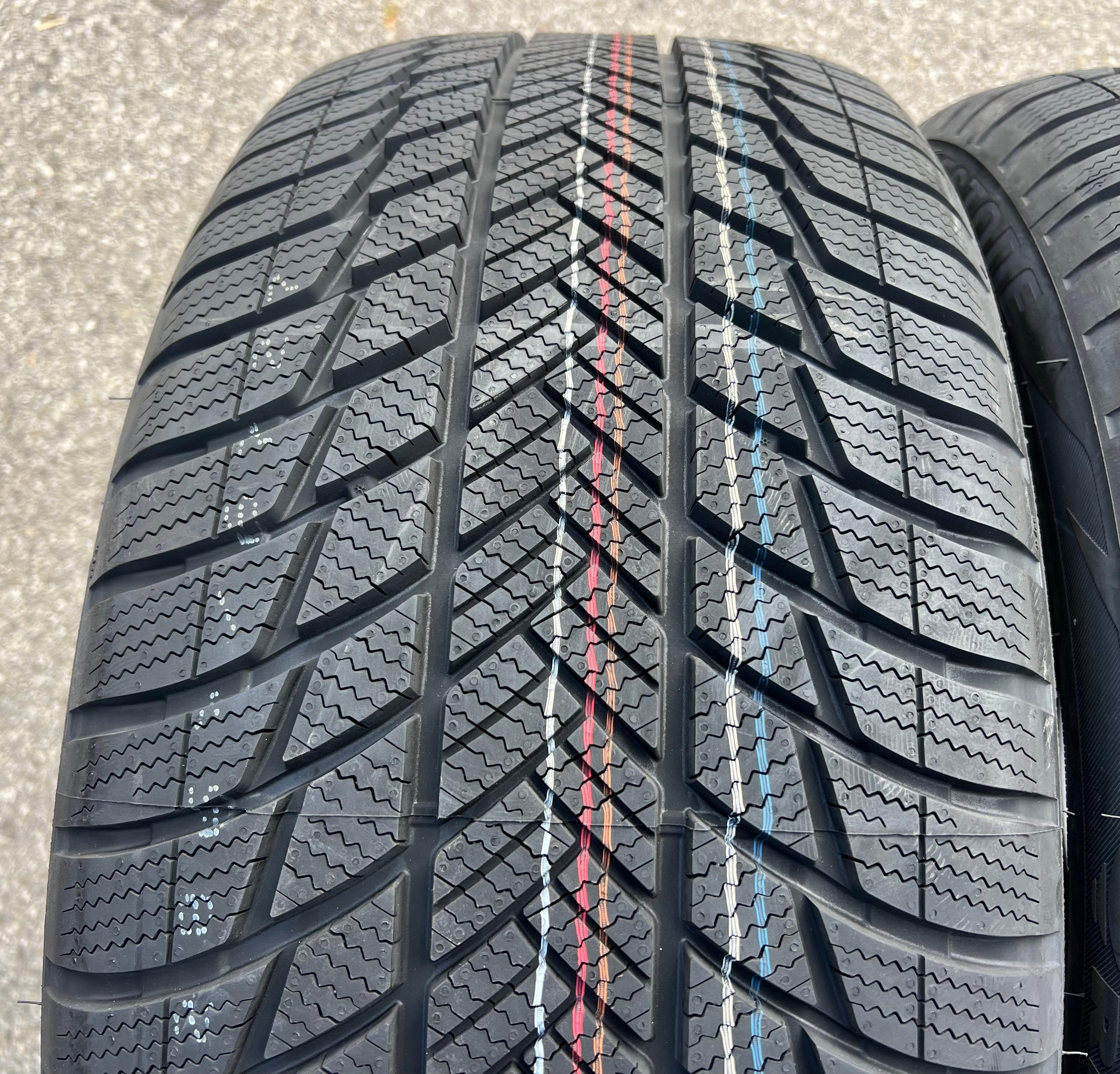 2 x 275/45R20 110V Winterreifen Bridgestone Blizzak LM001 Runflat 2022 * NEU Freihaus