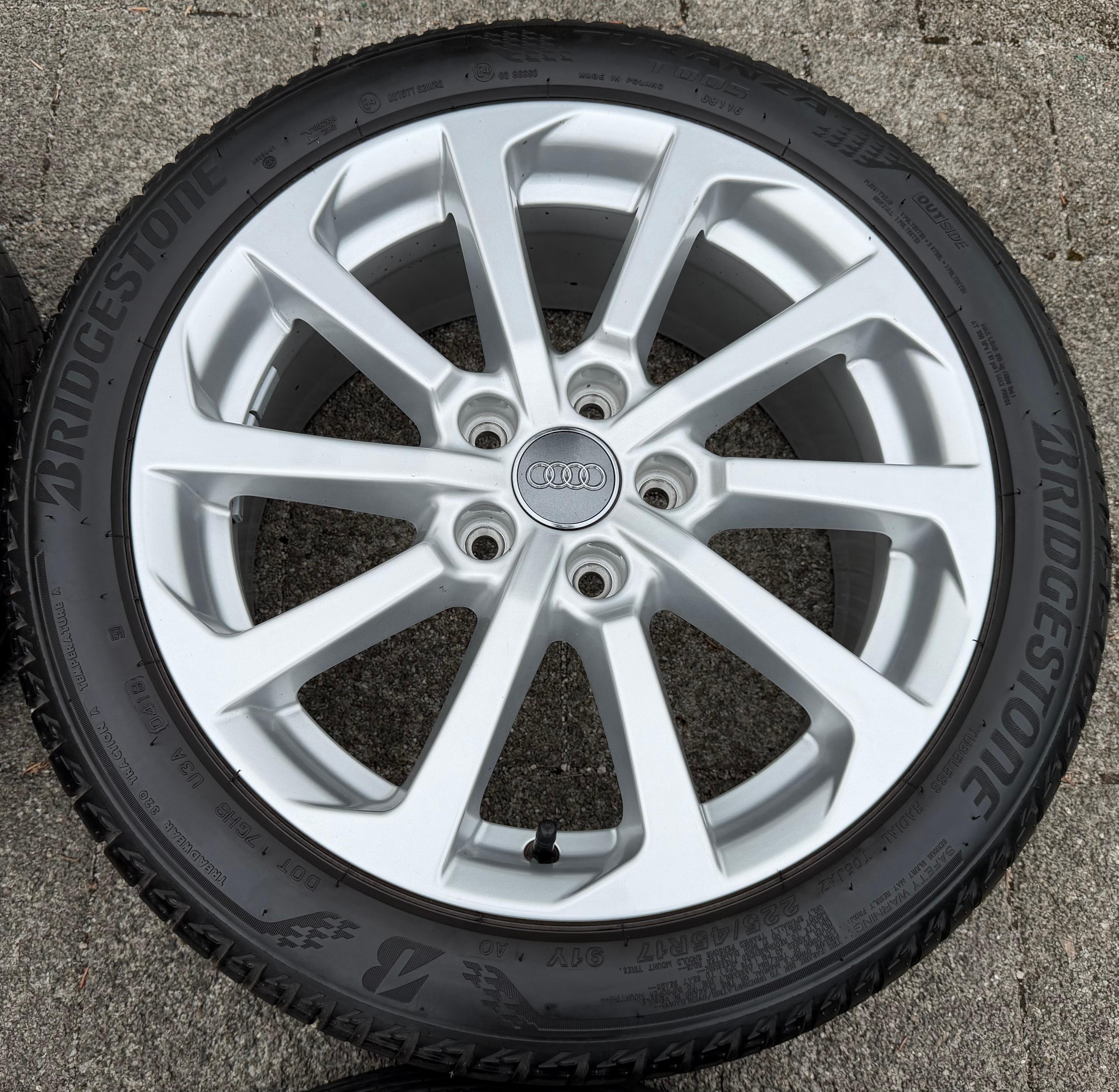 4 Original 17" Alu Sommerräder Audi A3 S3 8V 8V0601025DM 225/45R17 91Y