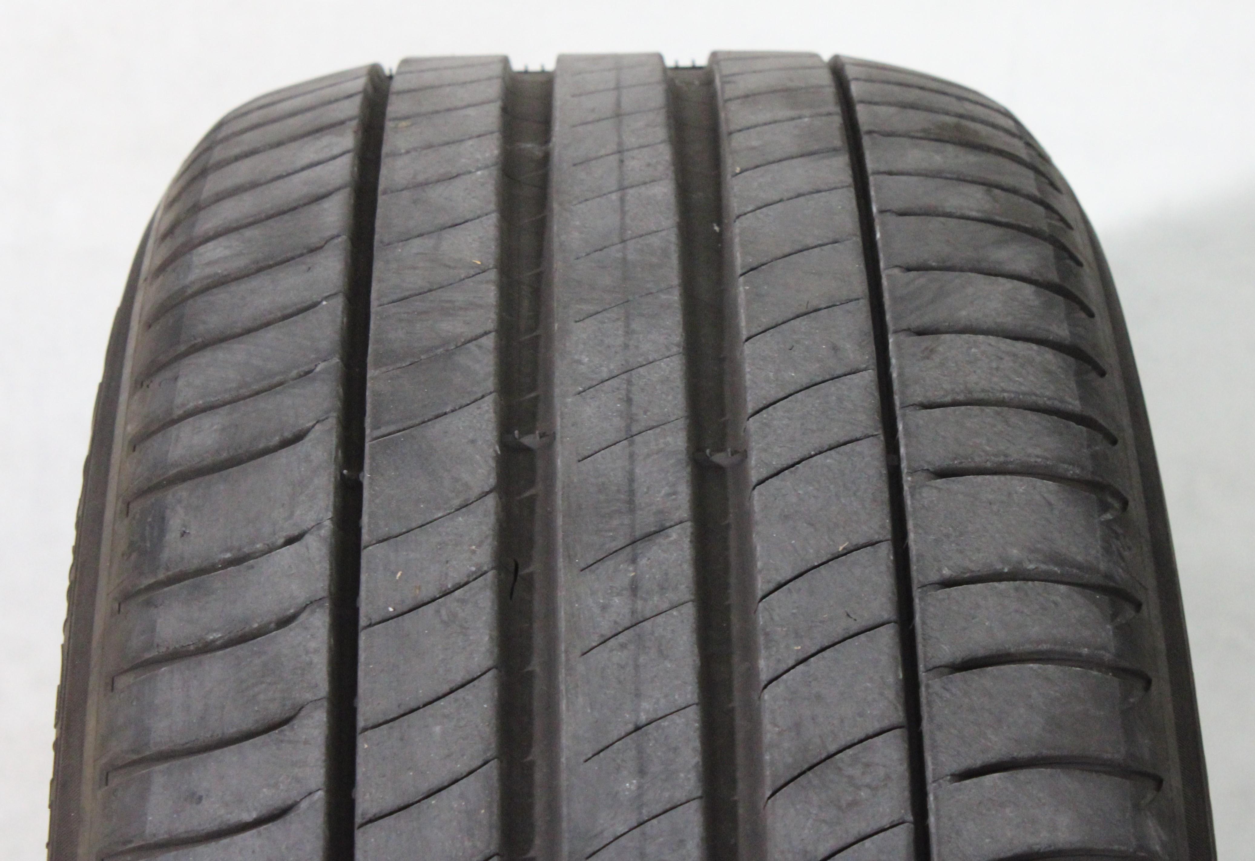 1 x 215/50R18 92W Sommerreifen Michelin Primacy 3 AO1 5mm 2022