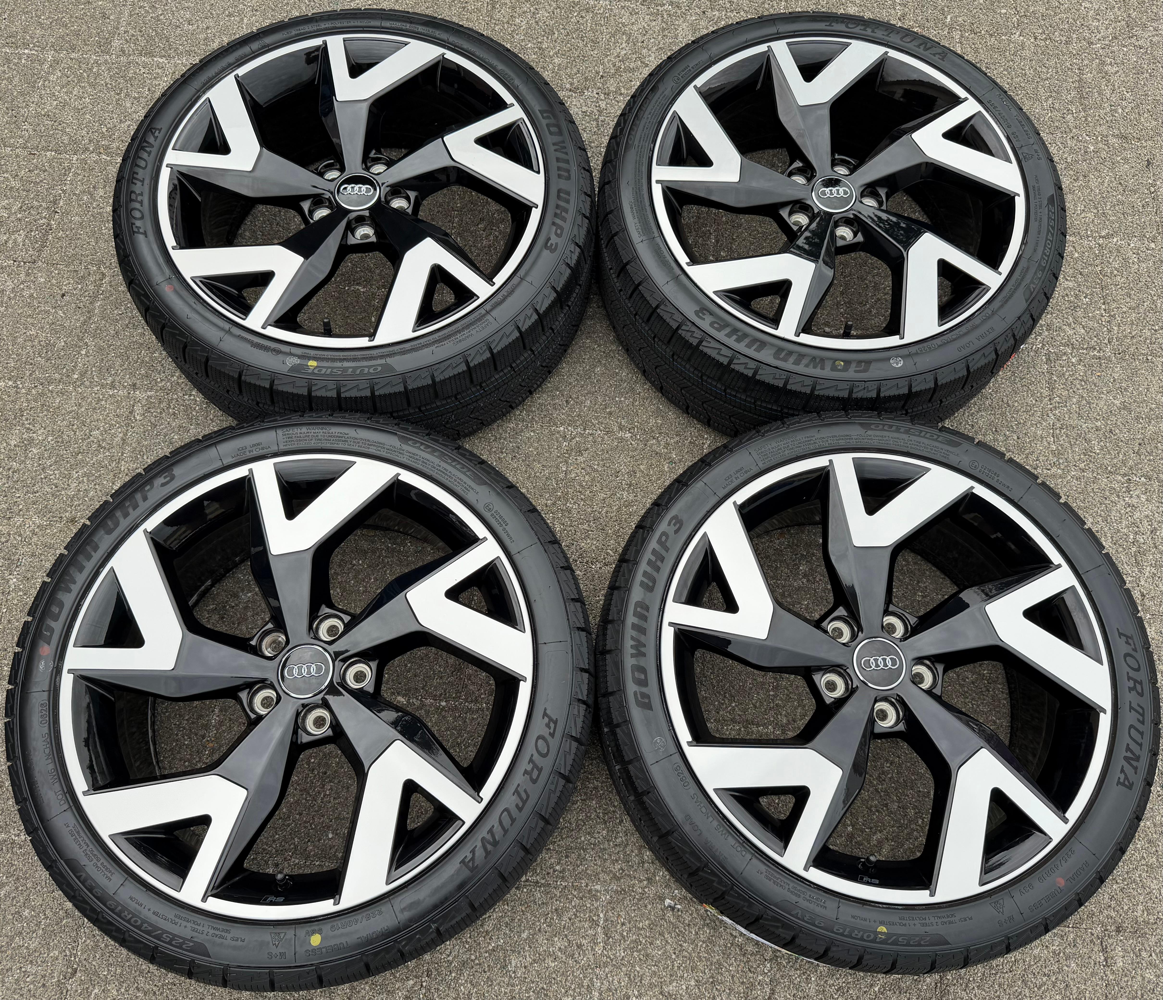 4 jantes d'hiver d'origine en aluminium 19 pouces AUDI A3 S3 8Y Allstreet 8Y0601025AE 225/40R19 92V 2026 NEUVES