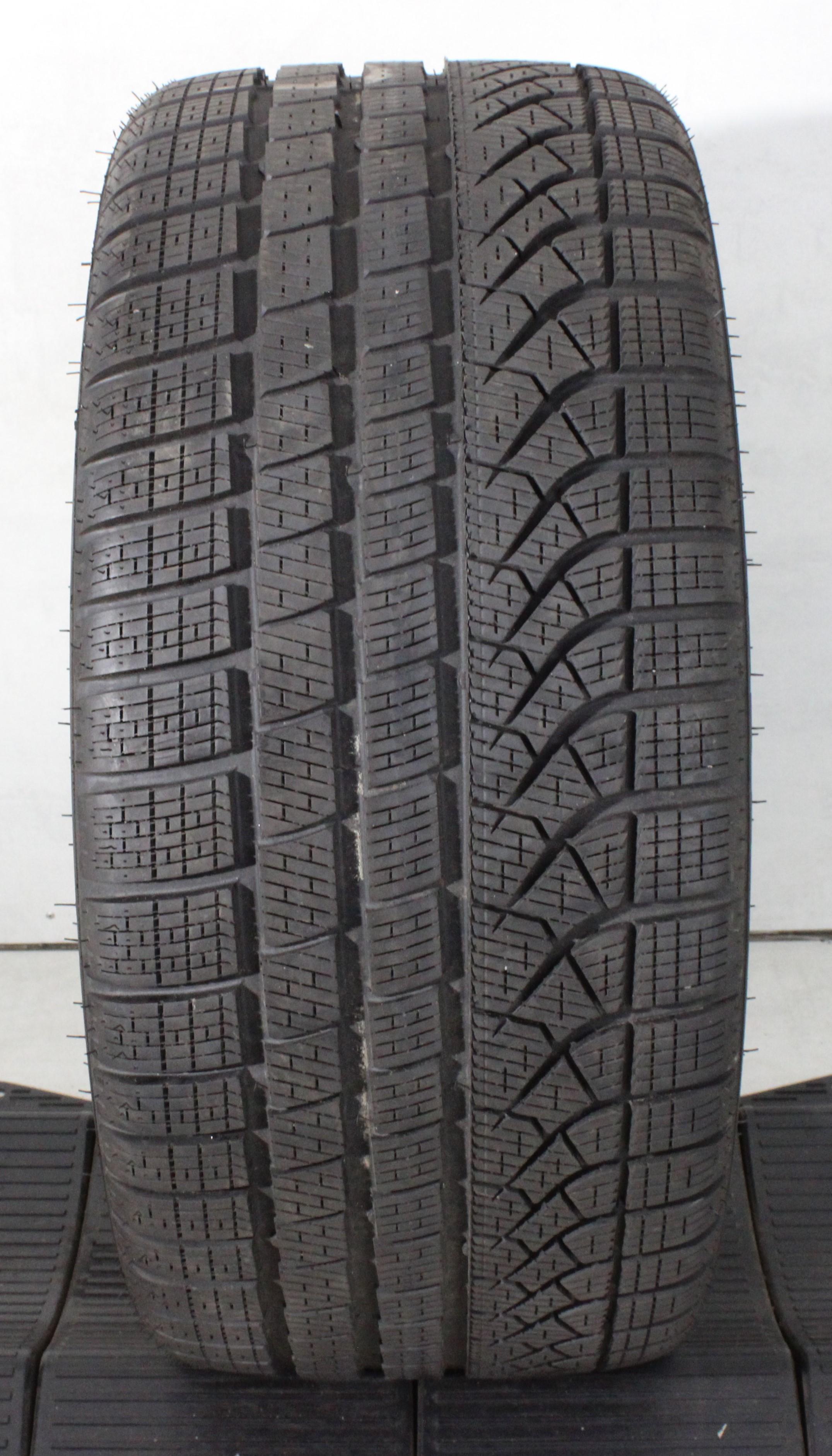 1 x 275/35R19 100V Winterreifen Pirelli Pzero Winter * Runflat 6,5-7mm 2024