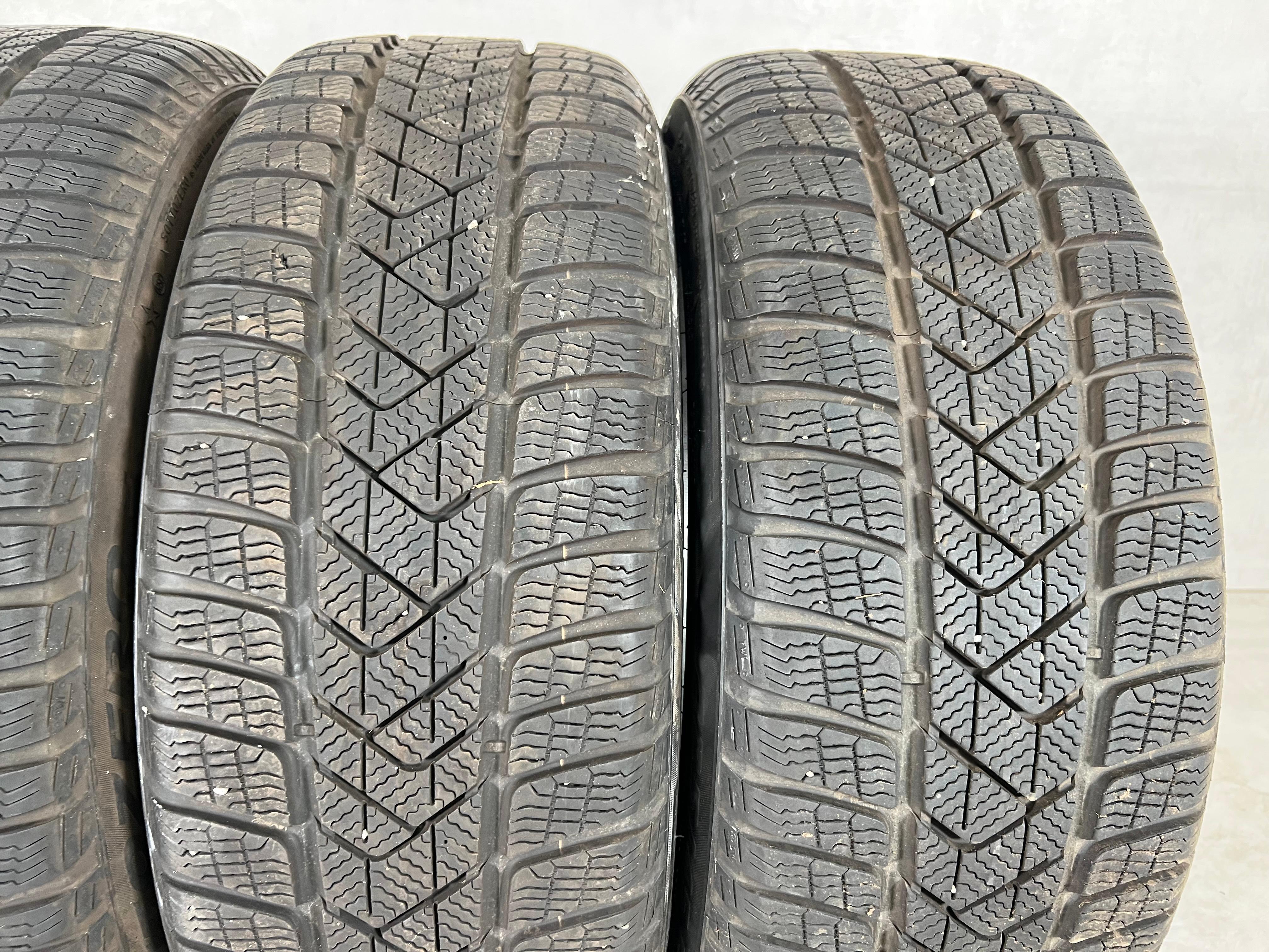 4 x 225/45R19 96V Winterreifen Pirelli Sottozero 3 Runflat 6,5-7mm 2020 *