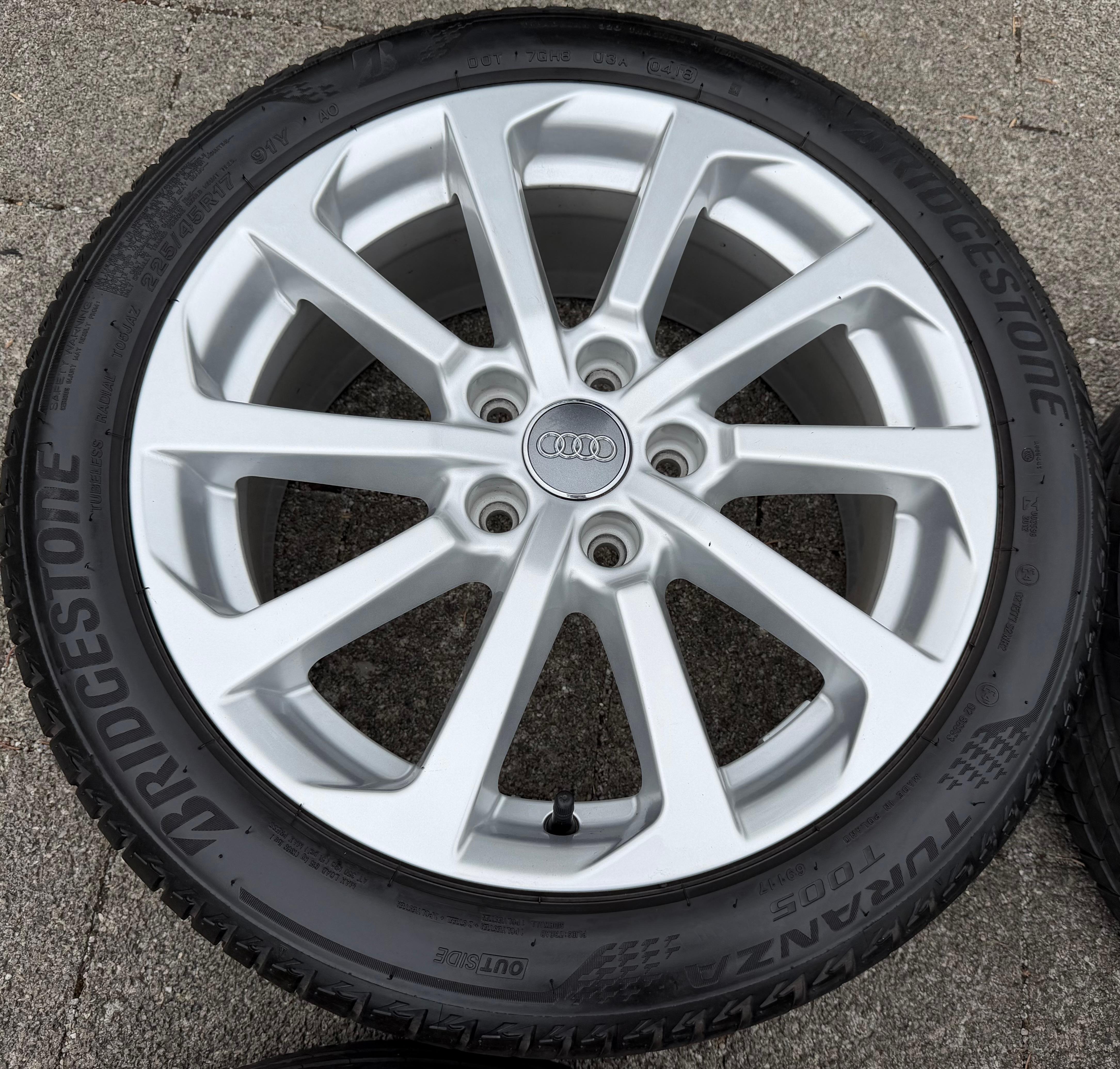 4 Original 17" Alu Sommerräder Audi A3 S3 8V 8V0601025DM 225/45R17 91Y