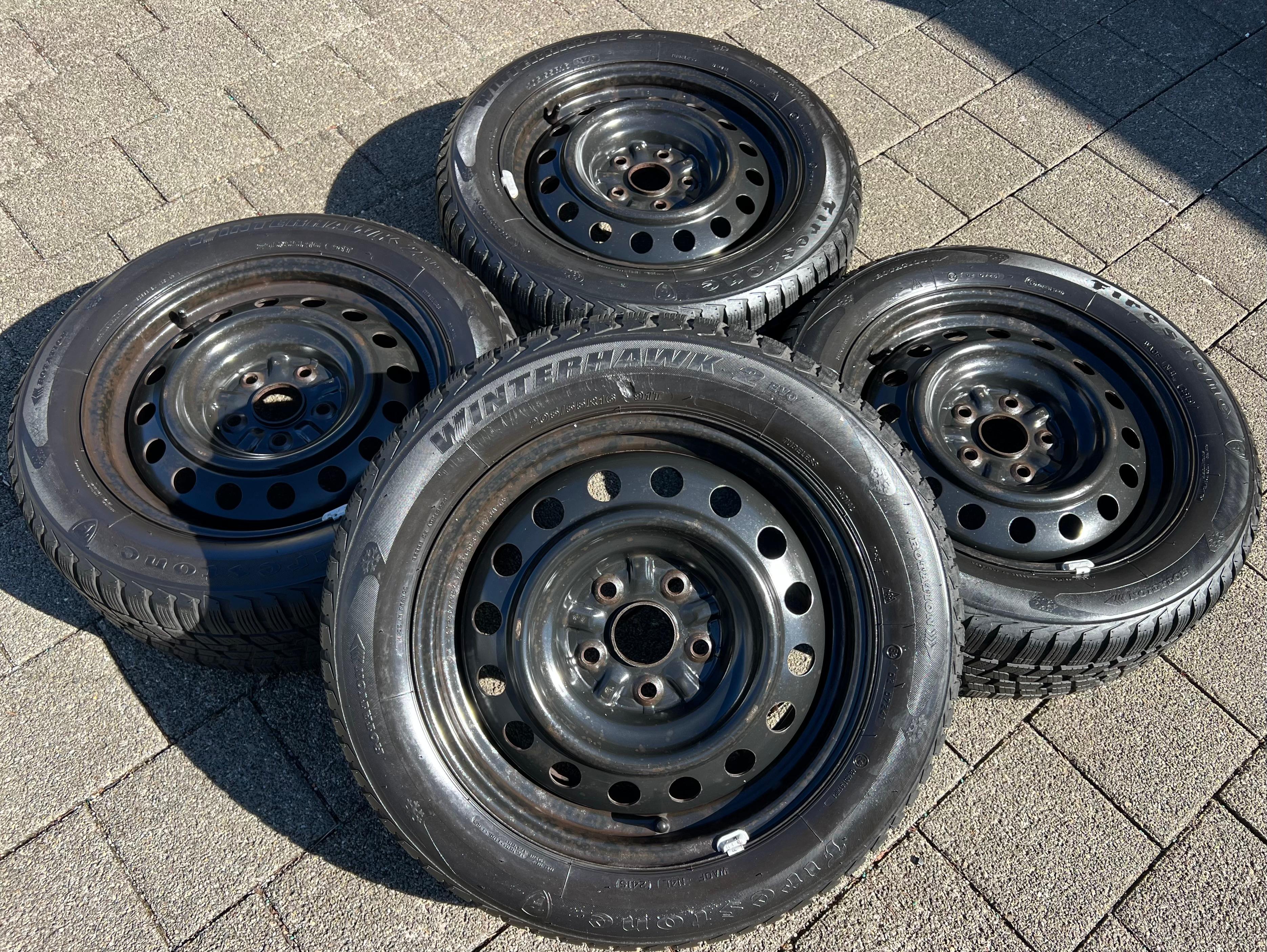 4 roues d'hiver pour Toyota Corolla Verso 205/55R16 91T, livraison gratuite