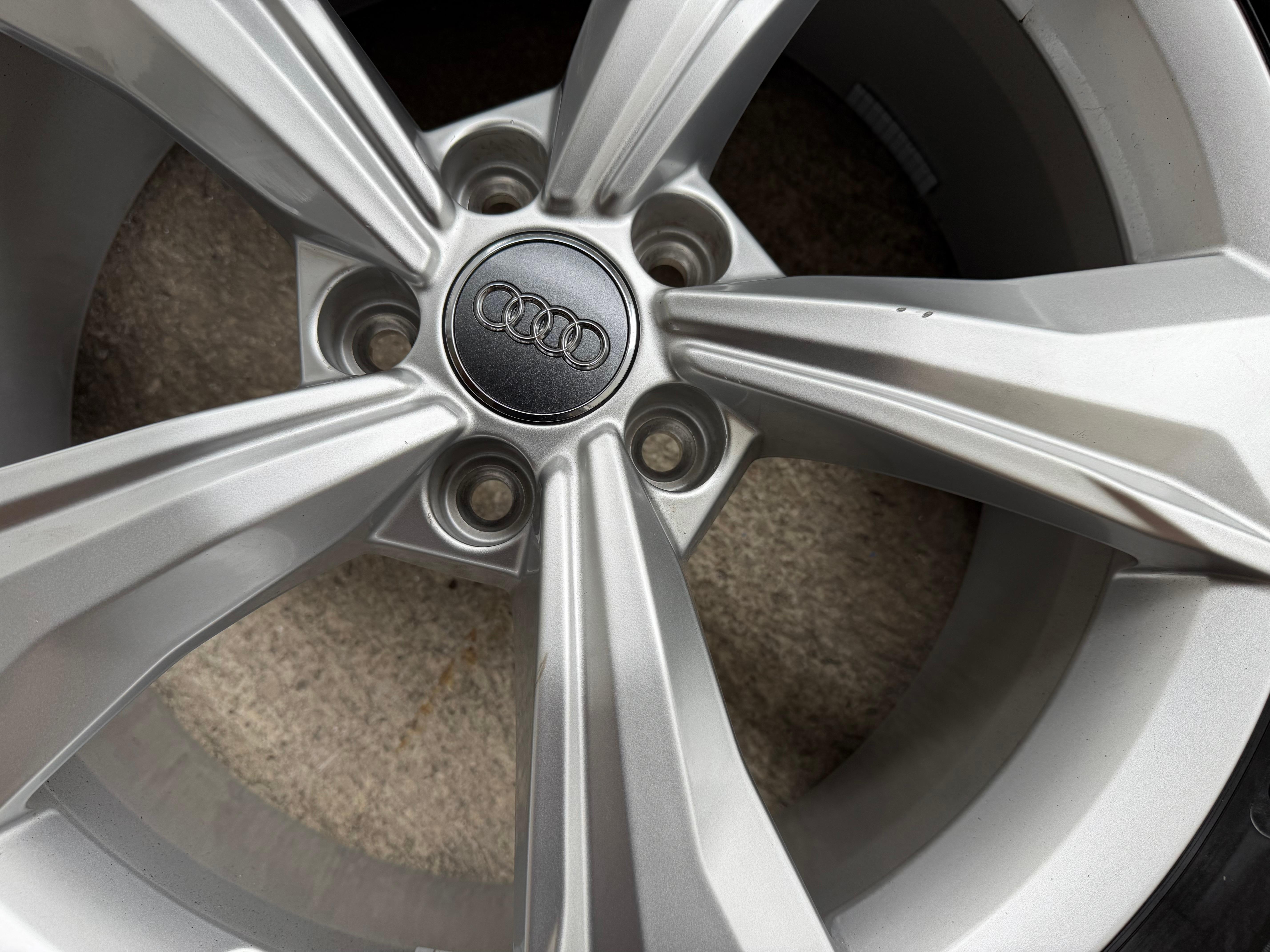 4 Original 19" Alu Winterräder Audi Q5 SQ5 FY 80A601025K 235/55R19 101H Michelin