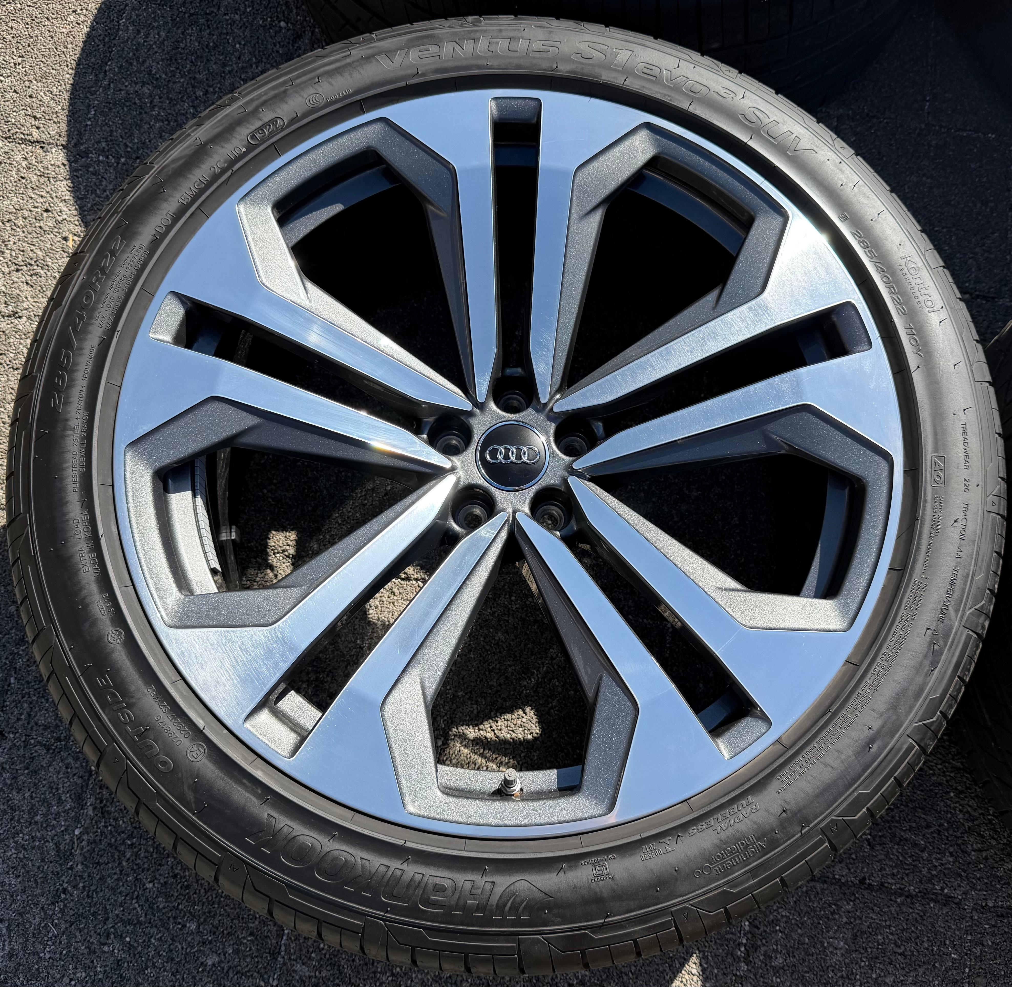 4 Original 22" Alu Sommerräder Audi Q8 SQ8 4M 4M8601025K 285/40R22 110Y Hankook RDKS