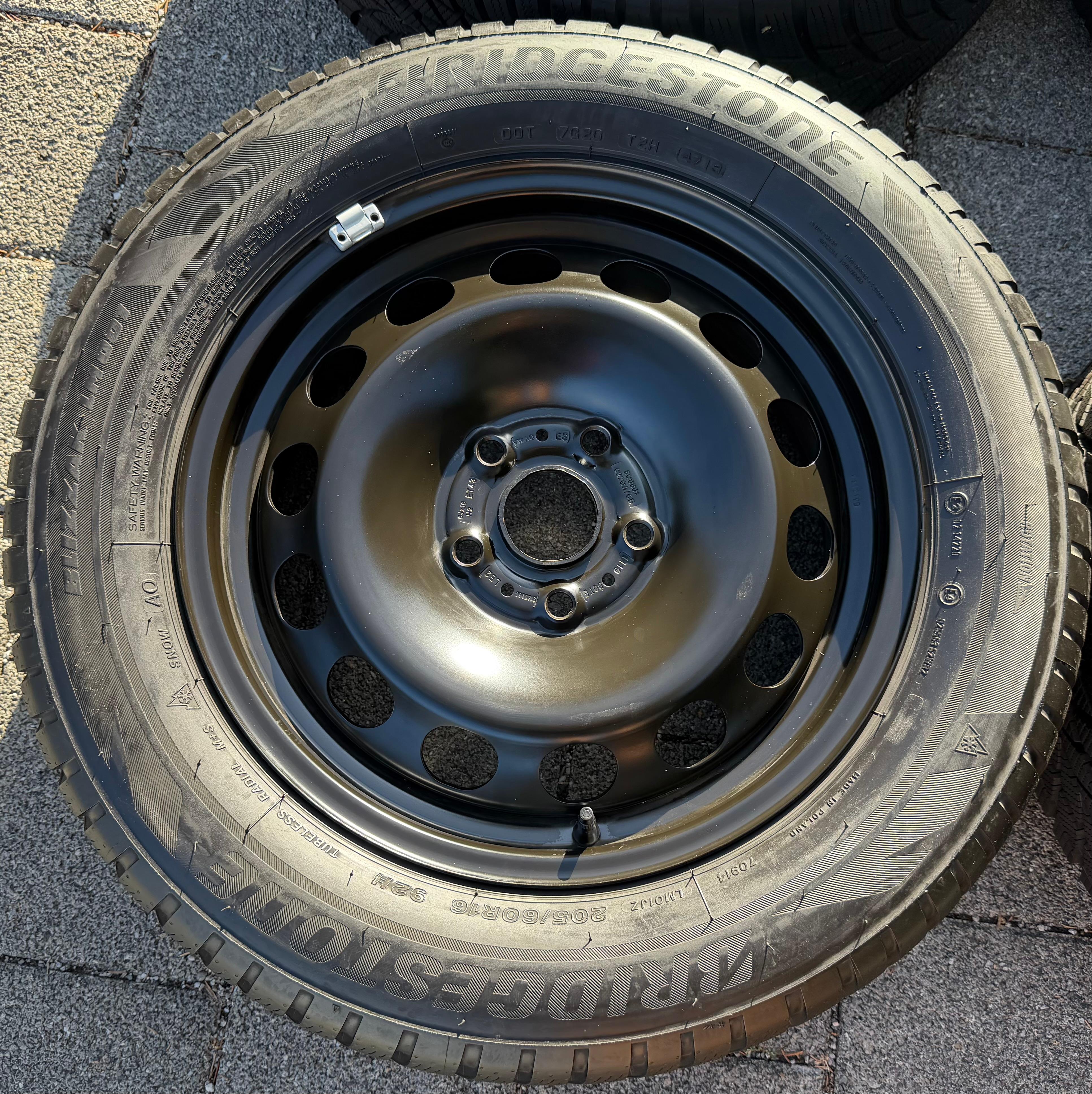4 Winterräder Audi Q2 GA VW T-Roc 205/60R16 92H Bridgestone 5Q0601027AM