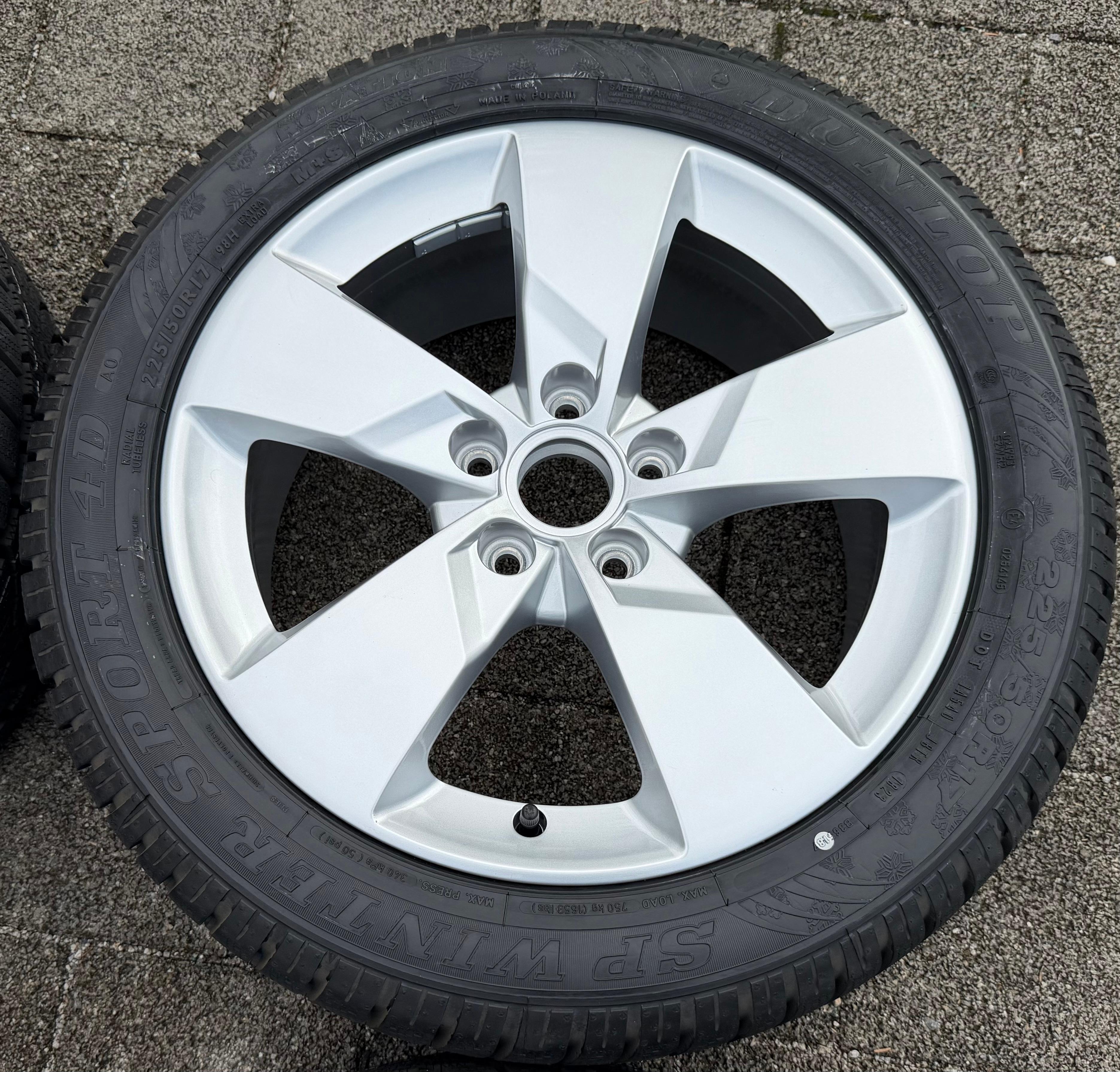 4 Orignal 17" Alu Winterräder Audi TT 8S 225/50R17 94H Dunlop 8S0601025J NEU