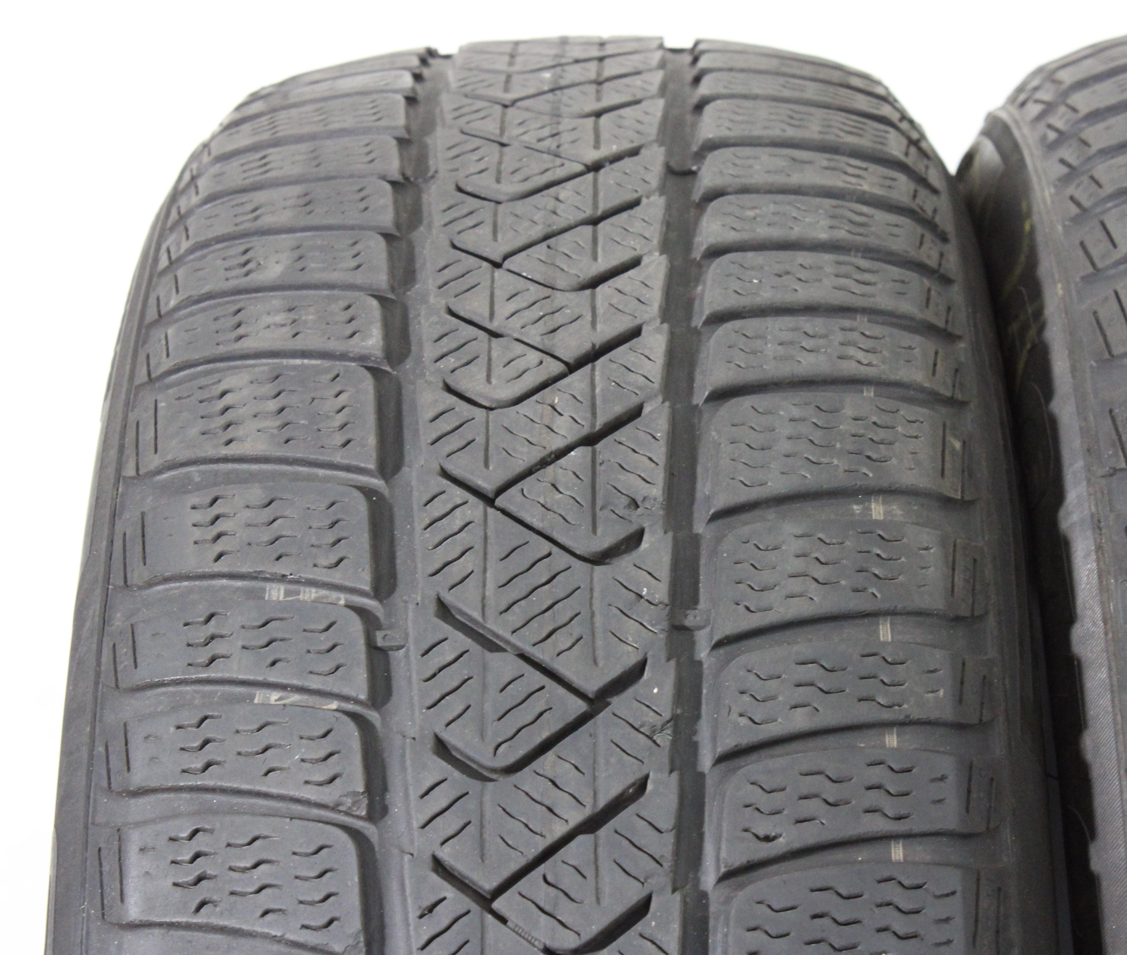 2 x 205/60R17 93H Winterreifen Pirelli Sottozero 3 * 4,5mm 2022