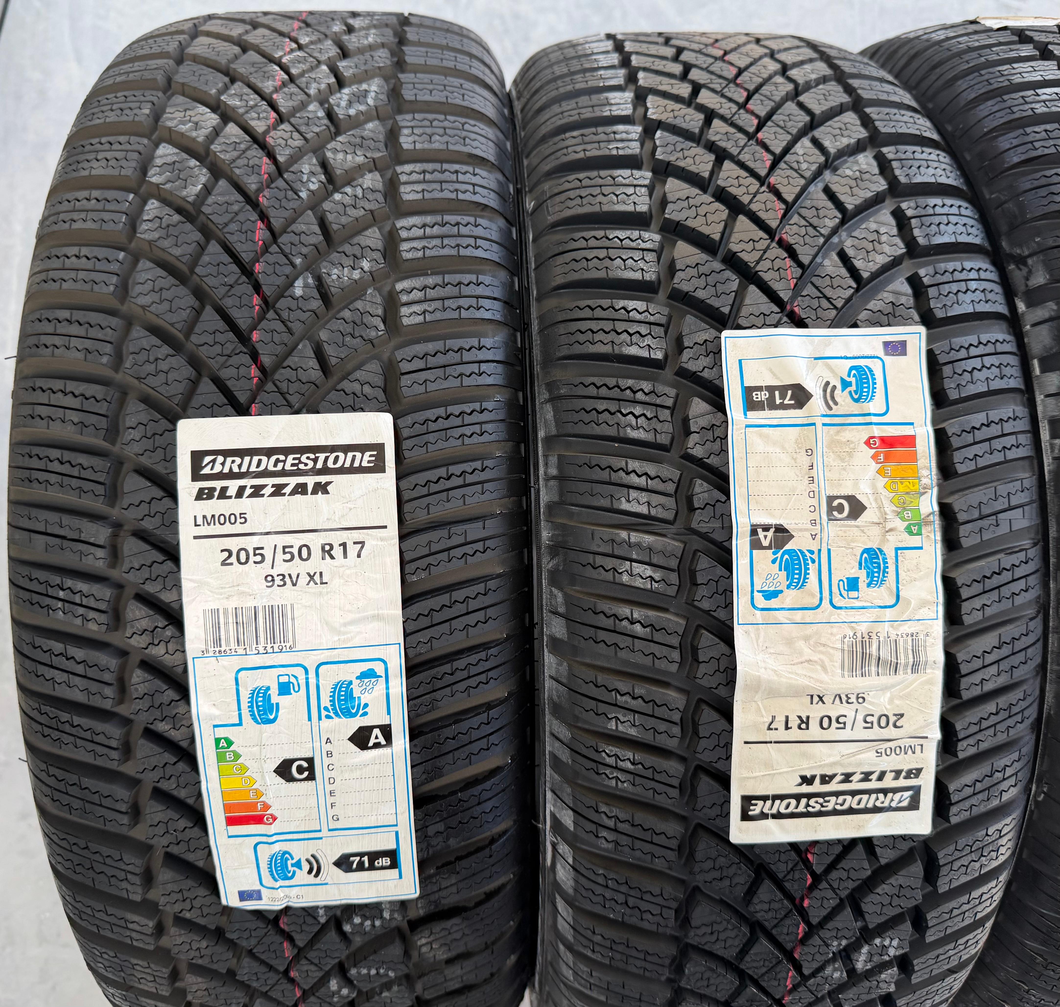 4 Original 17" Alu Winterräder Audi A3 S3 8V 8V0601025DH 205/50R17 93H Bridgestone