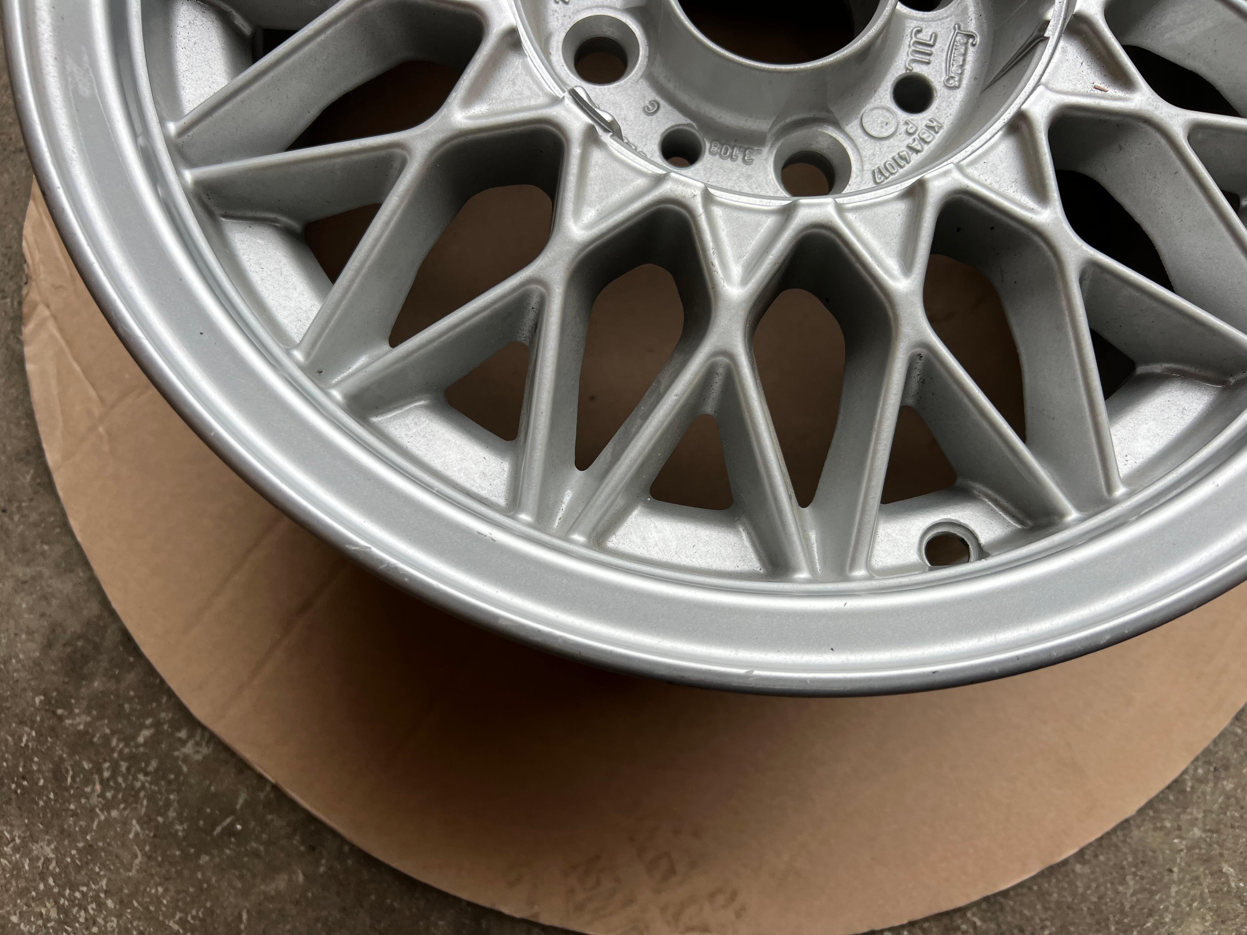 1 jante alu d'origine 14" pour BMW Série 3 E30 2225540 6,5x14 ET30 à rayons en croix