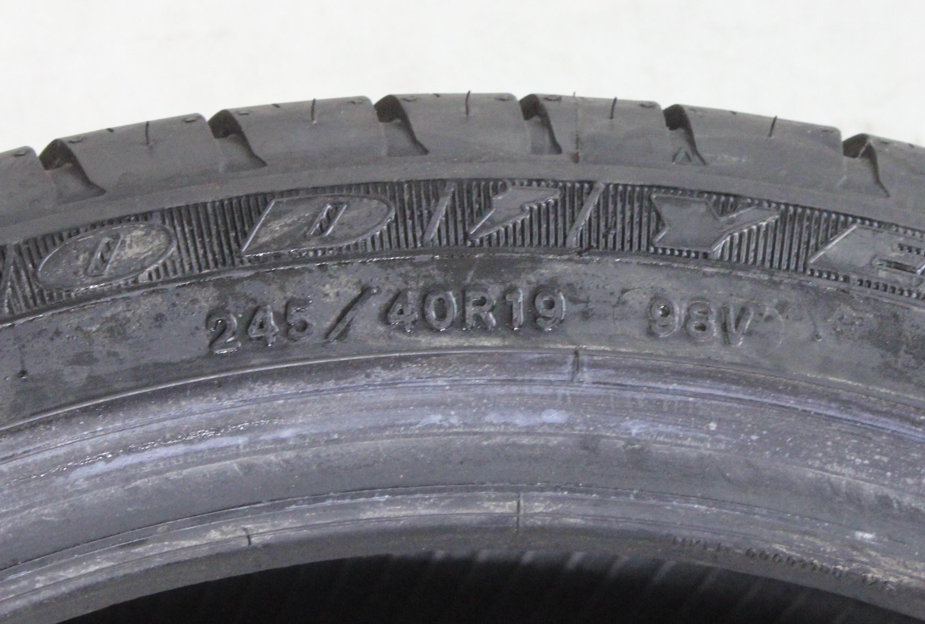 1 neumático de verano Goodyear Eagle LS 2 Runflat 245/40R19 98V, con banda de rodadura completa, 2018 *