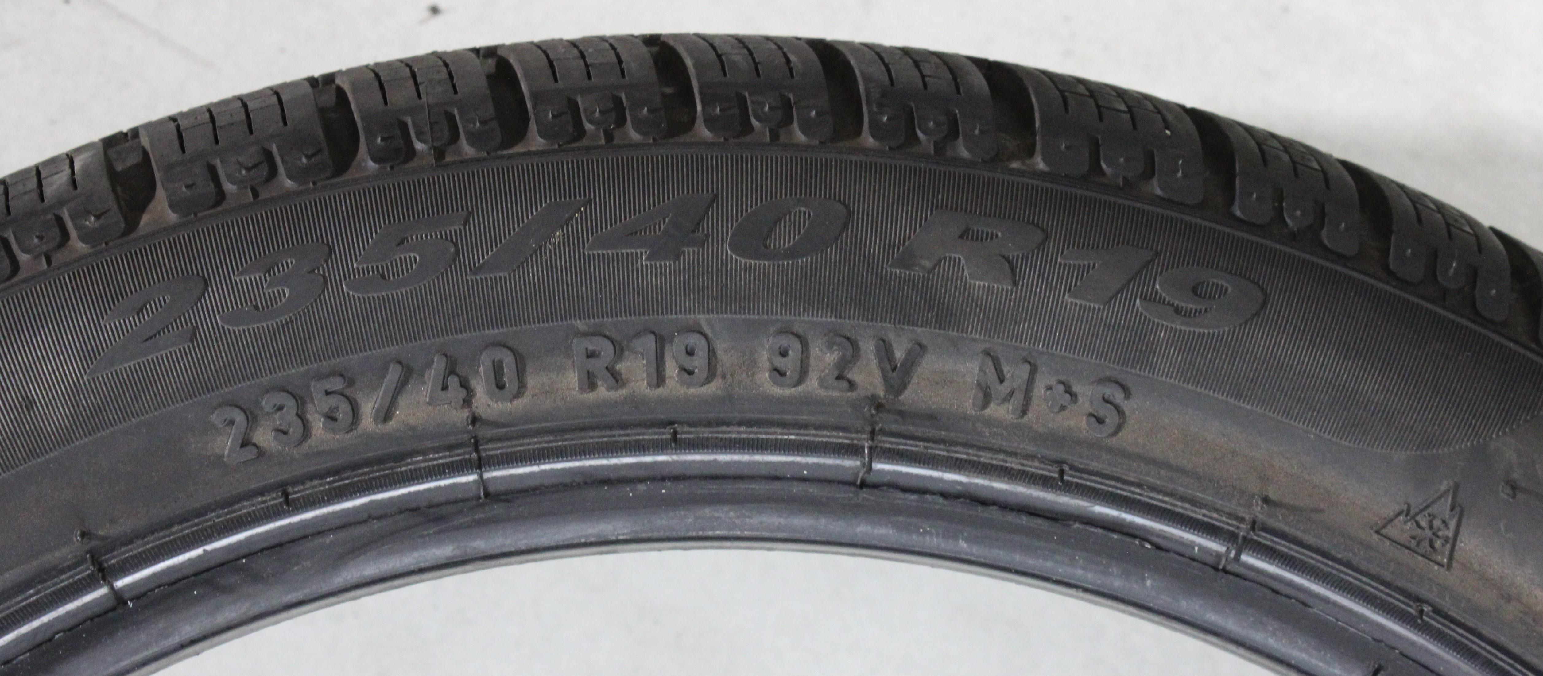 2 x 235/40R19 92V pneumatici invernali Pirelli Sottozero Winter 240 Serie 2 N0 7mm 2021
