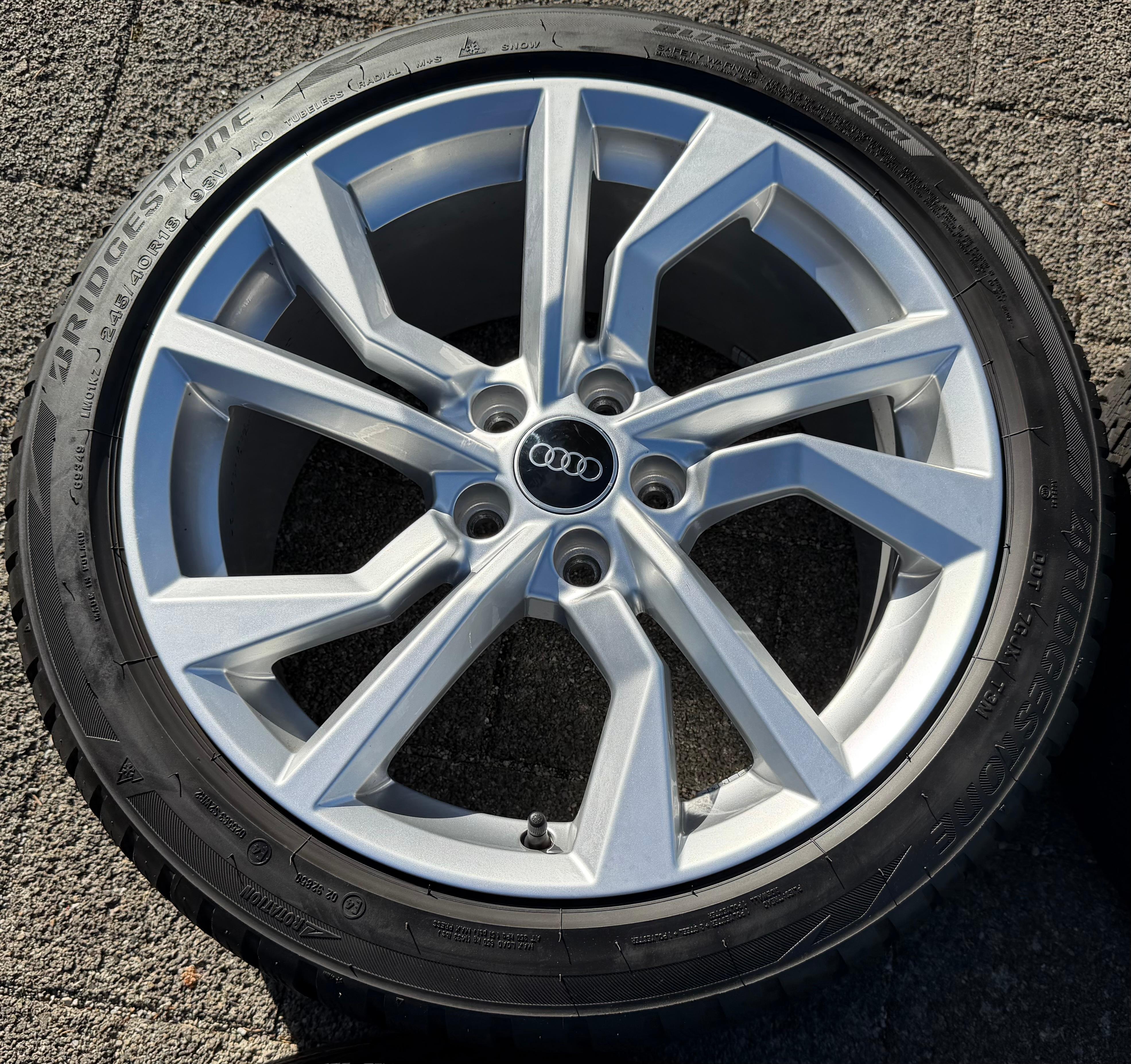 4 Original 18" Alu Winterräder Audi TT TTS 8S 8S0601025AN 245/40R18 93V 2021