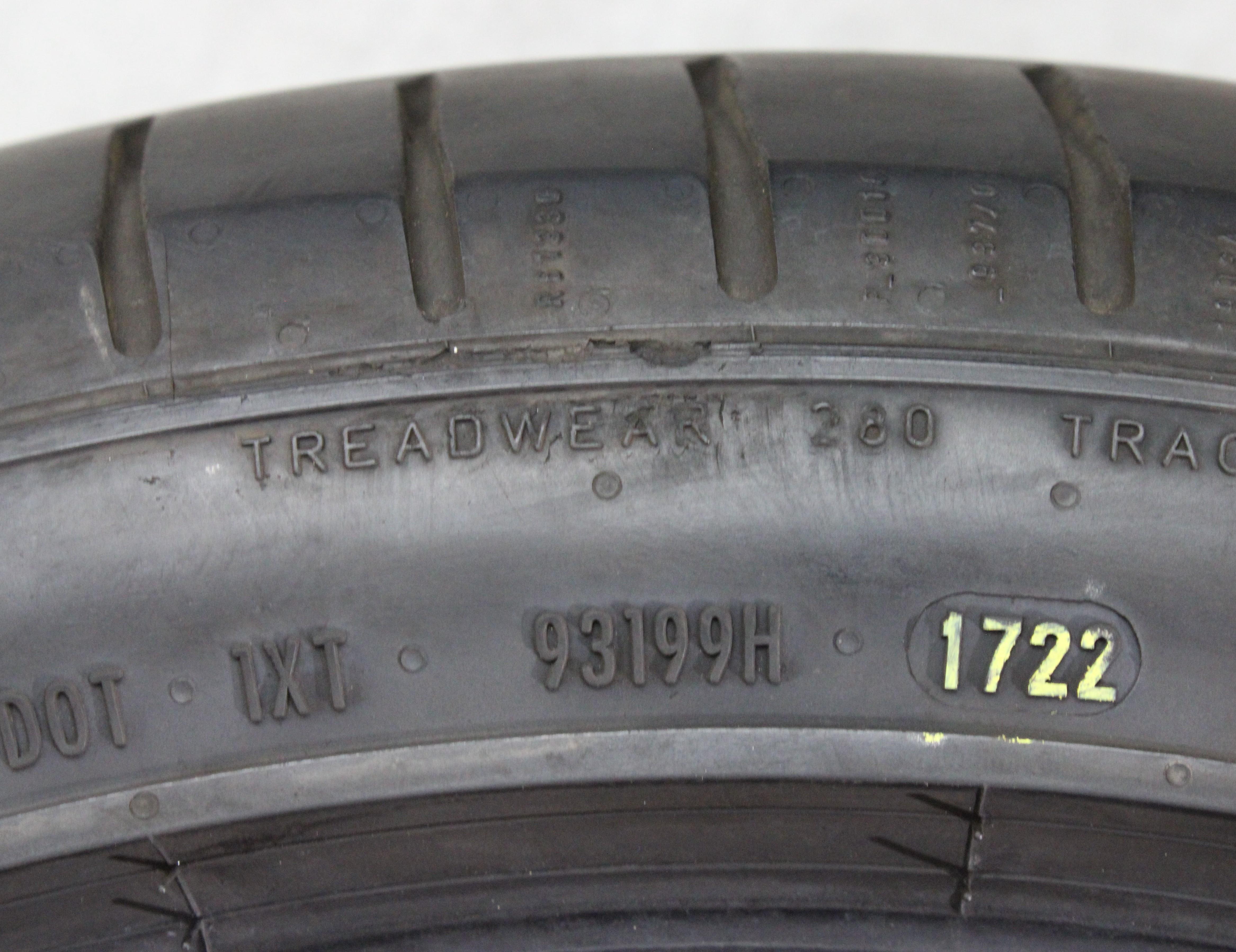 1 x 245/40R19 98Y Sommerreifen Pirelli Pzero * Runflat 5-5,5mm 2022