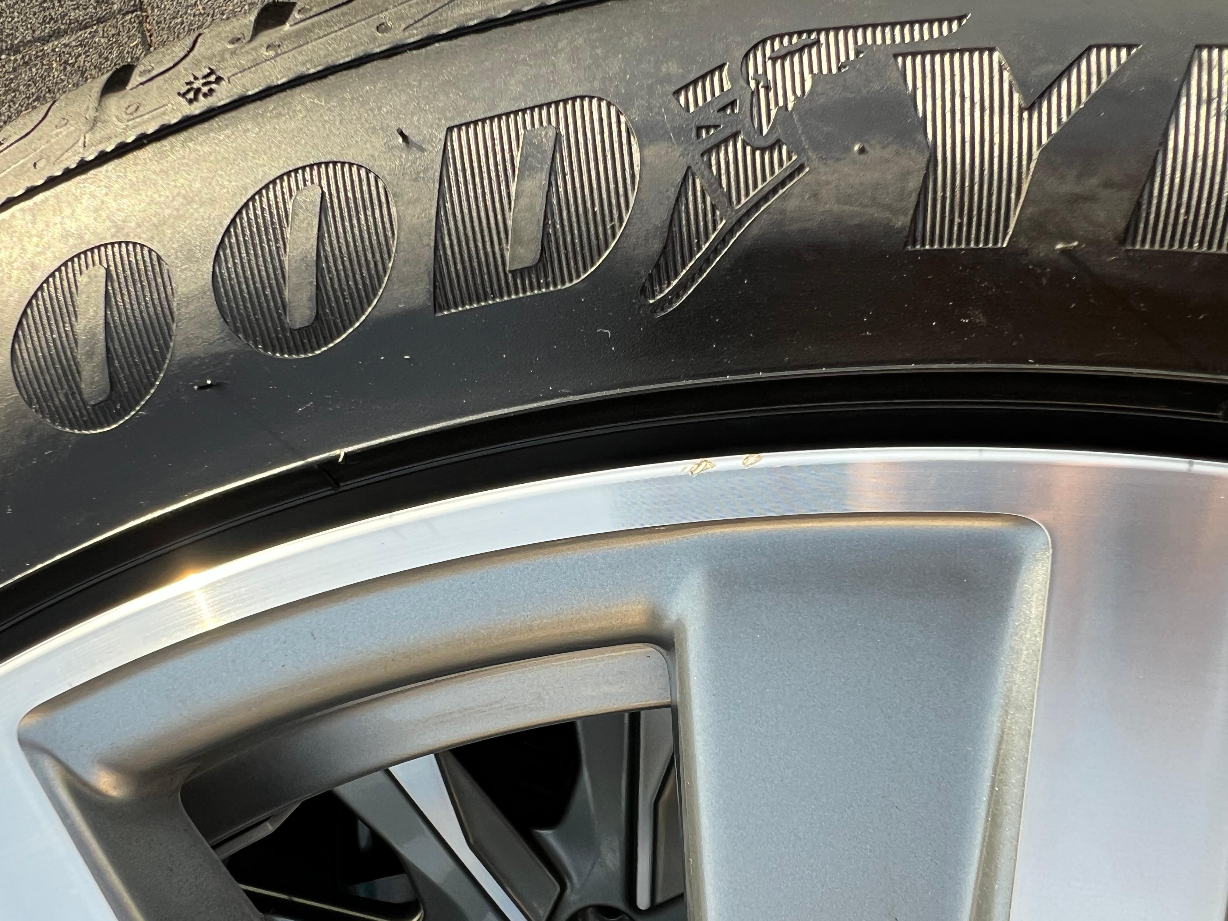 4 ORIGINAL 20" ALU WINTERRÄDER PORSCHE TAYCAN TEQUIPMENT RDKS FREIHAUS