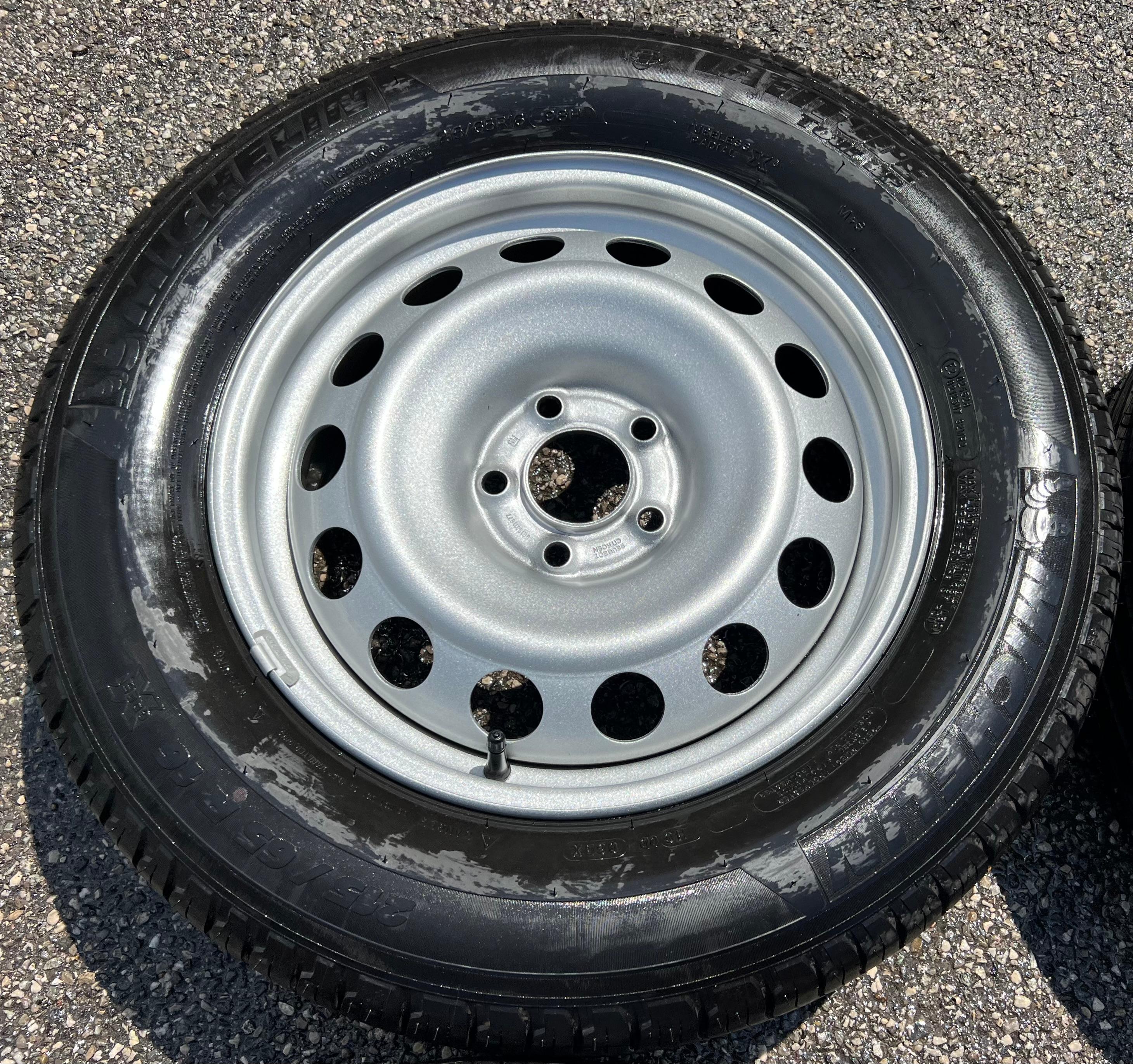 SOMMERRÄDER PEUGEOT RIFTER PARTNER 215/65R16 98H MICHELIN SOMMERREIFEN FREIHAUS