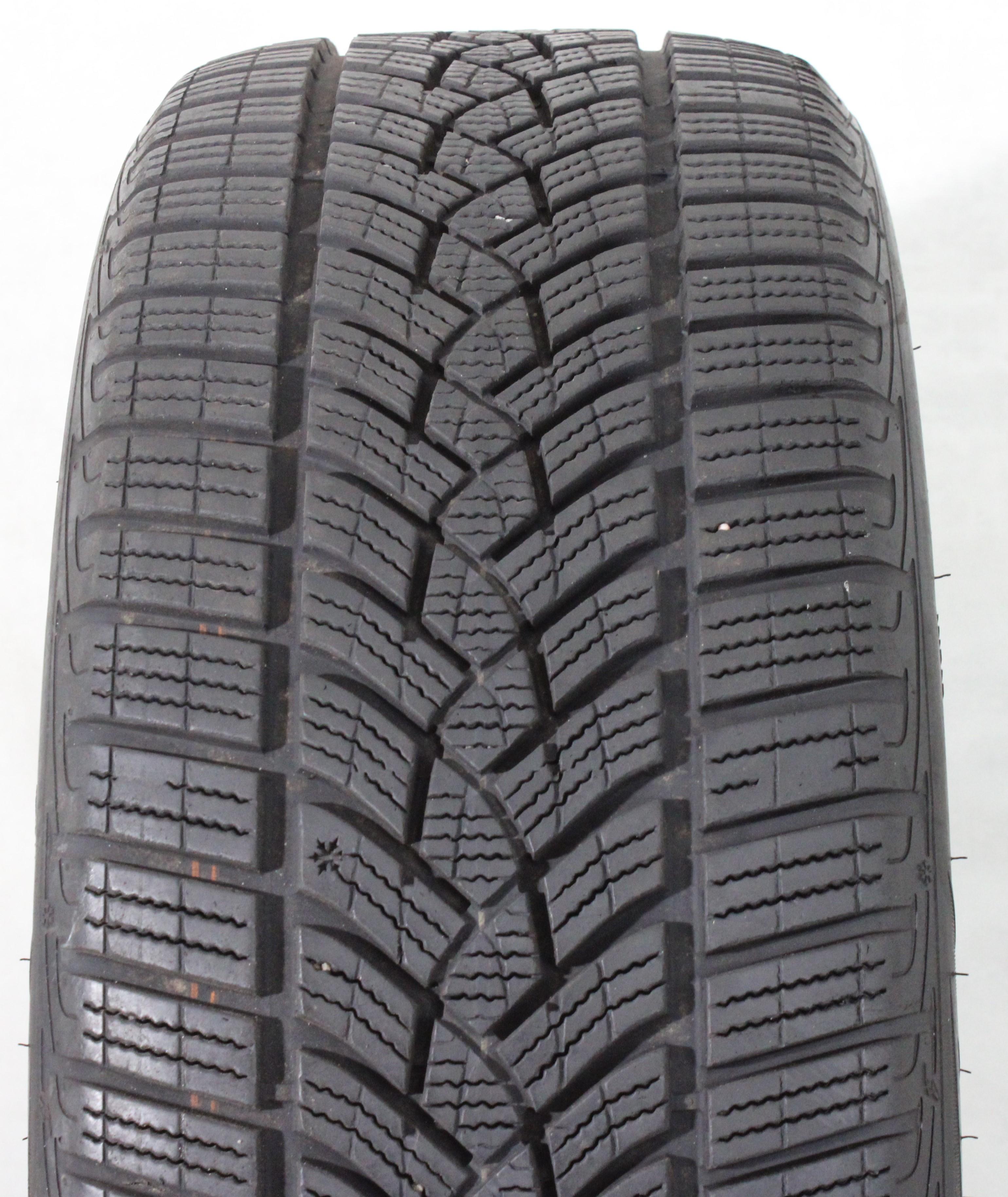1 x 225/45R18 95H Winterreifen Goodyear Ultra Grip Performance GEN-1 MO 6-6,5mm 2023