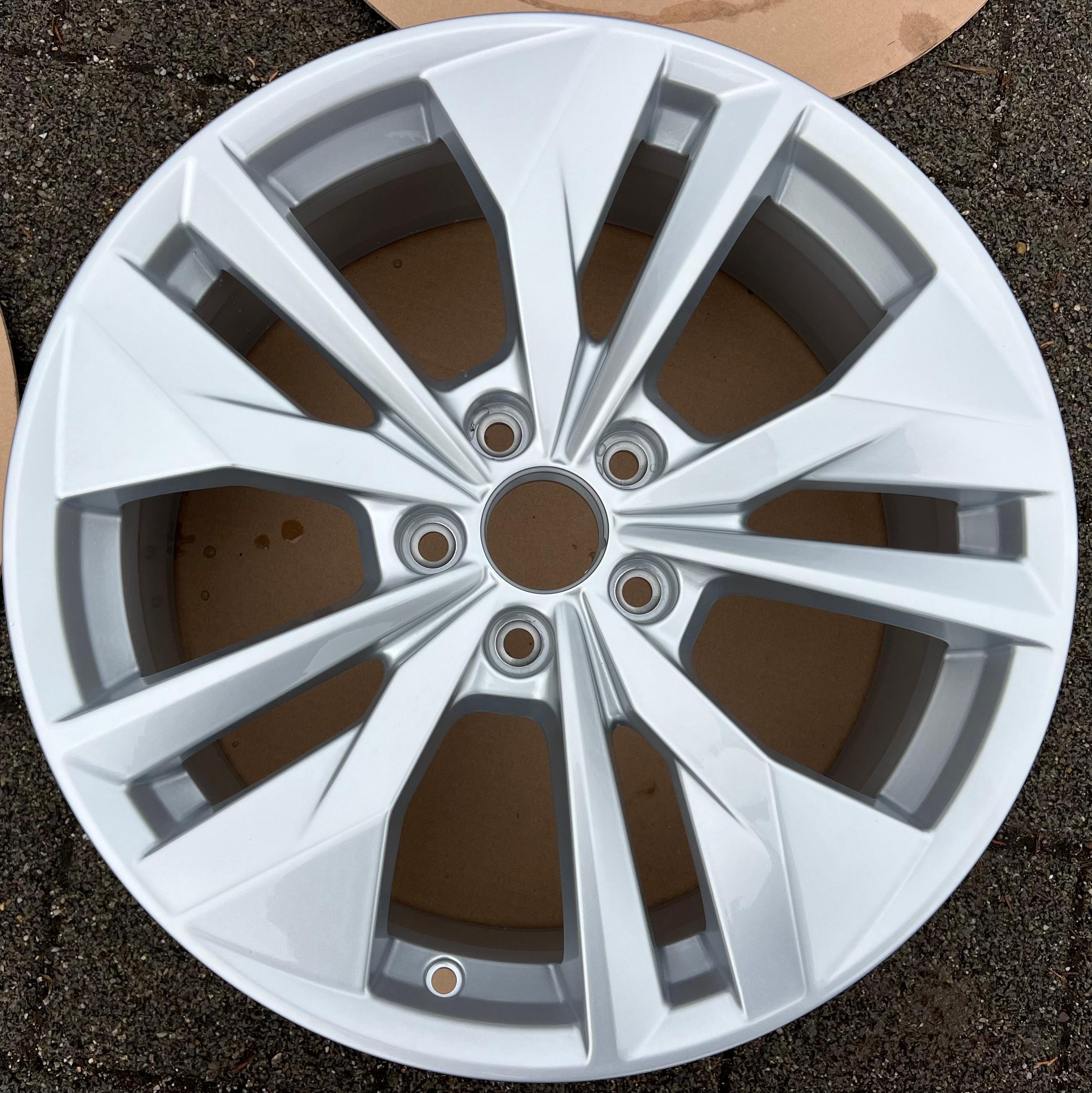 1 X ORIGINAL 18" ALUFELGE AUDI A3 S3 8Y 8Y0601025AC 7,5x18 ET42 FREIHAUS