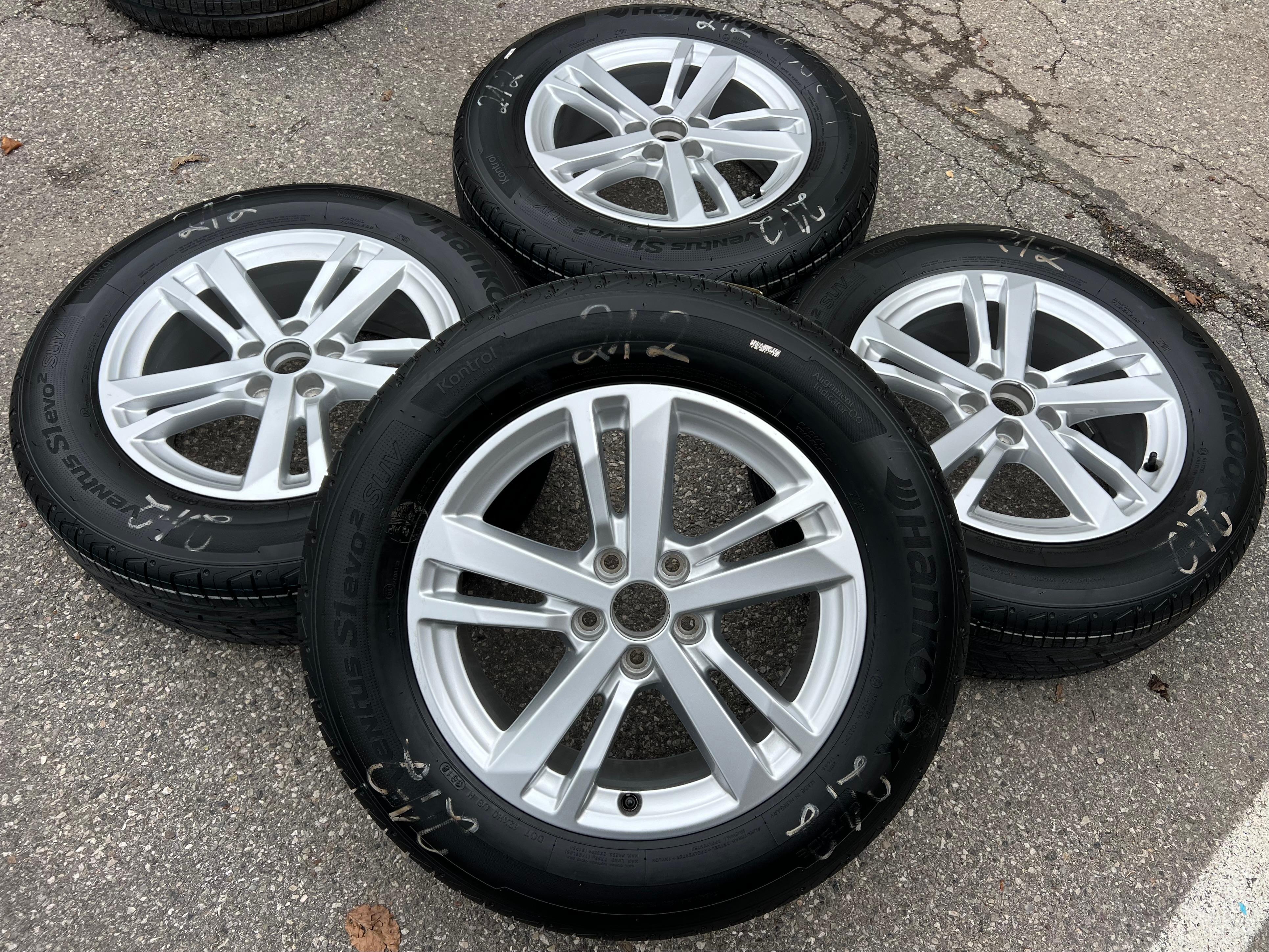 4 ROUES D'ÉTÉ ORIGINALES 17" EN ALUMINIUM AUDI Q3 F3N 215/65R17 99V HANKOOK 83A601025F