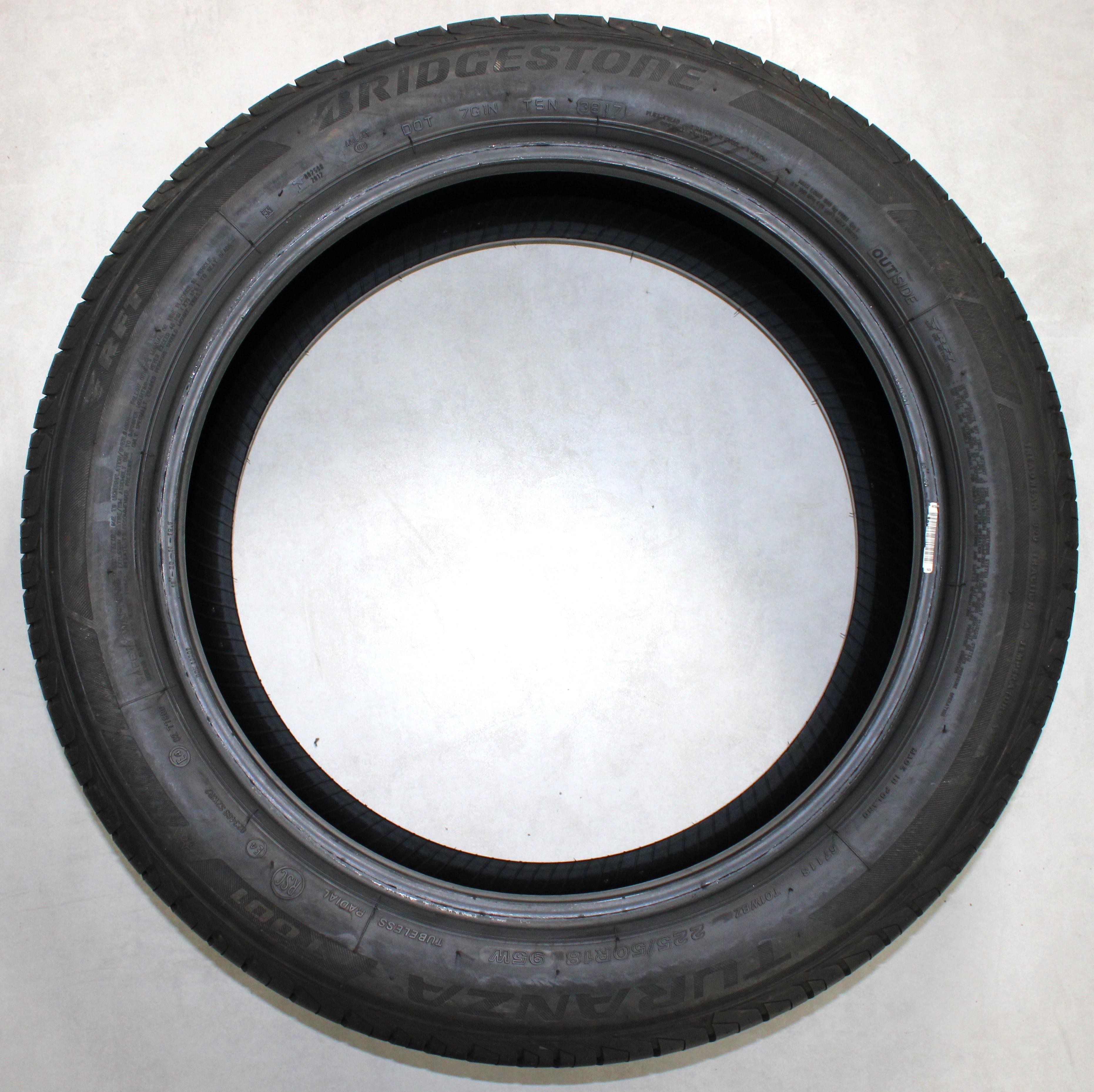 4 x 225/50R18 95W Sommerreifen Bridgestone Turanza T001 Runflat 2x5,5-6mm/2x6,5-7mm 2017 *