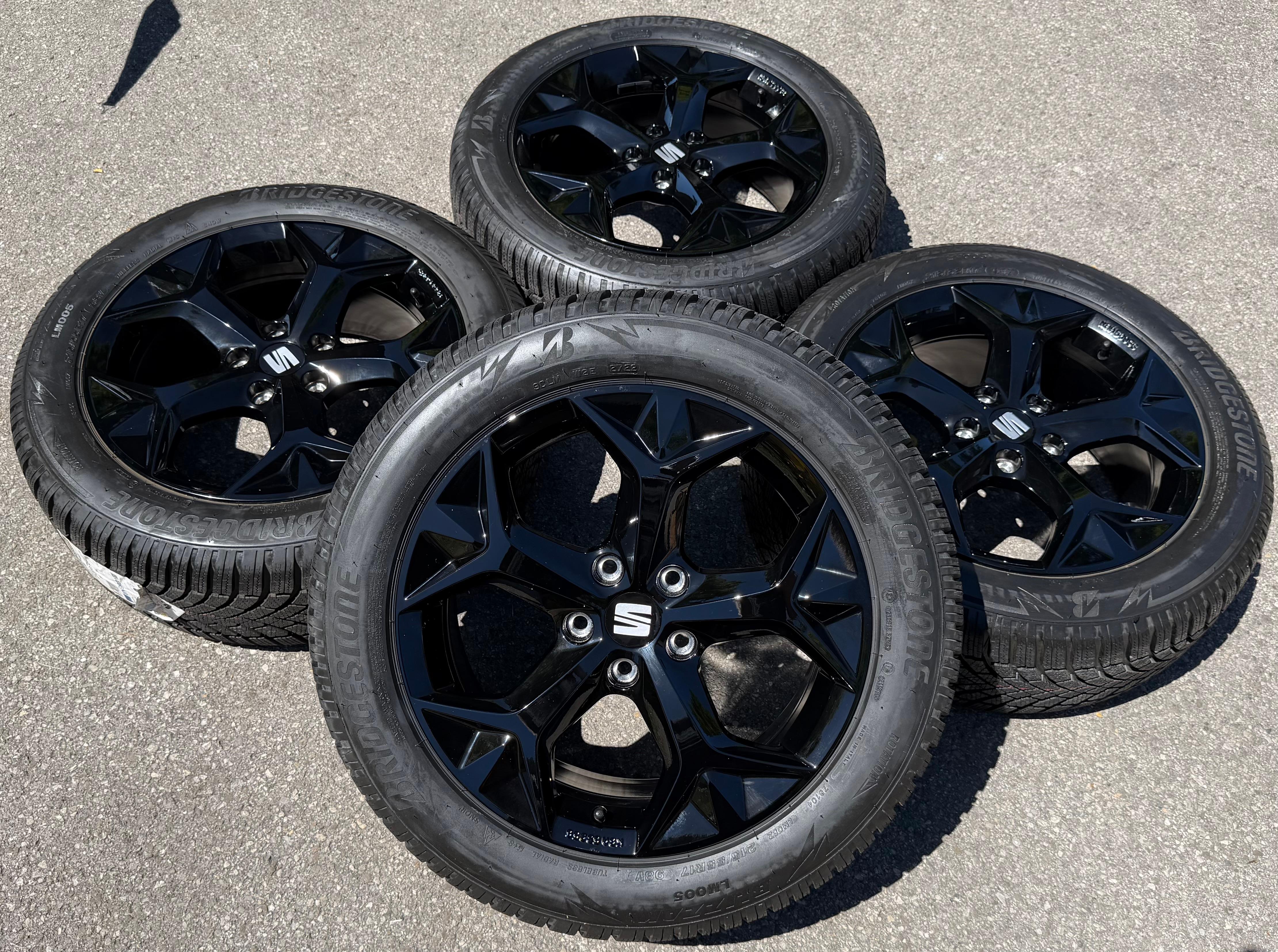 4 ORIGINAL 17" ALU WINTERRÄDER SEAT ATECA CUPRA 575071497H 215/55R17 98V 2022 NEU
