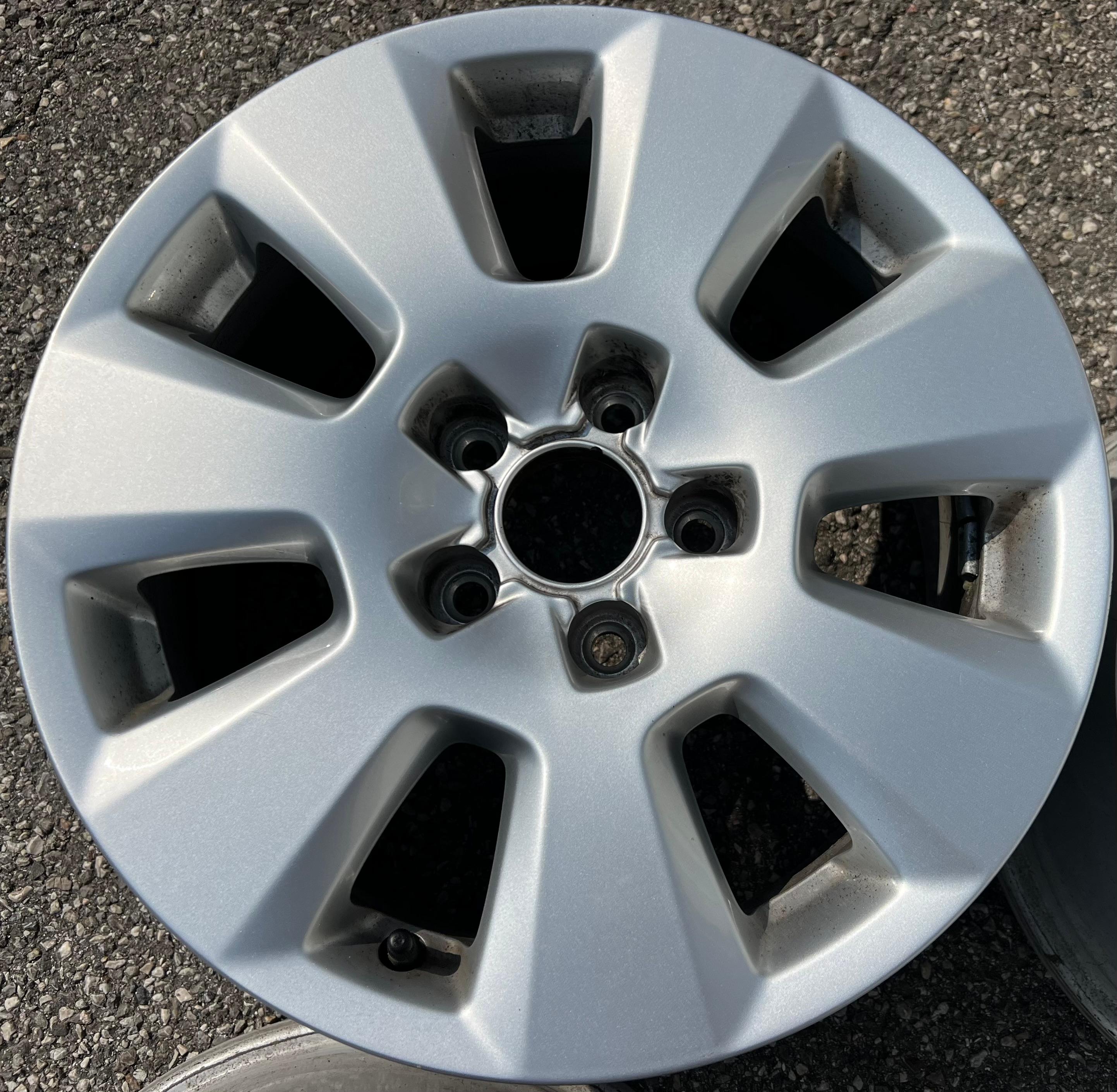 4 RUOTE ORIGINALI IN ALLUMINIO DA 16 POLLICI AUDI A6 4G 4G0601025 7,5x16 ET37